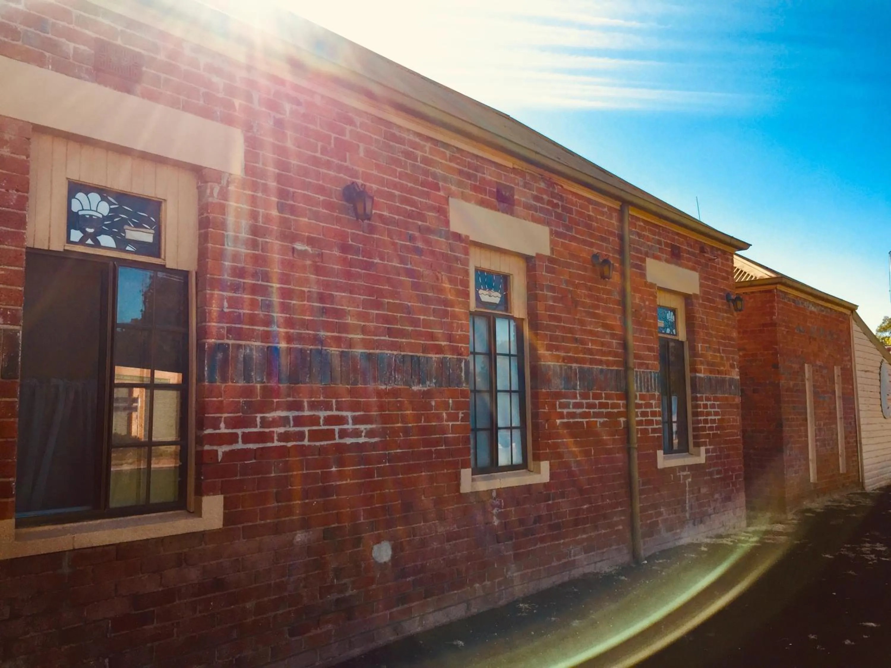 Property building in Bakery Park Motor Inn