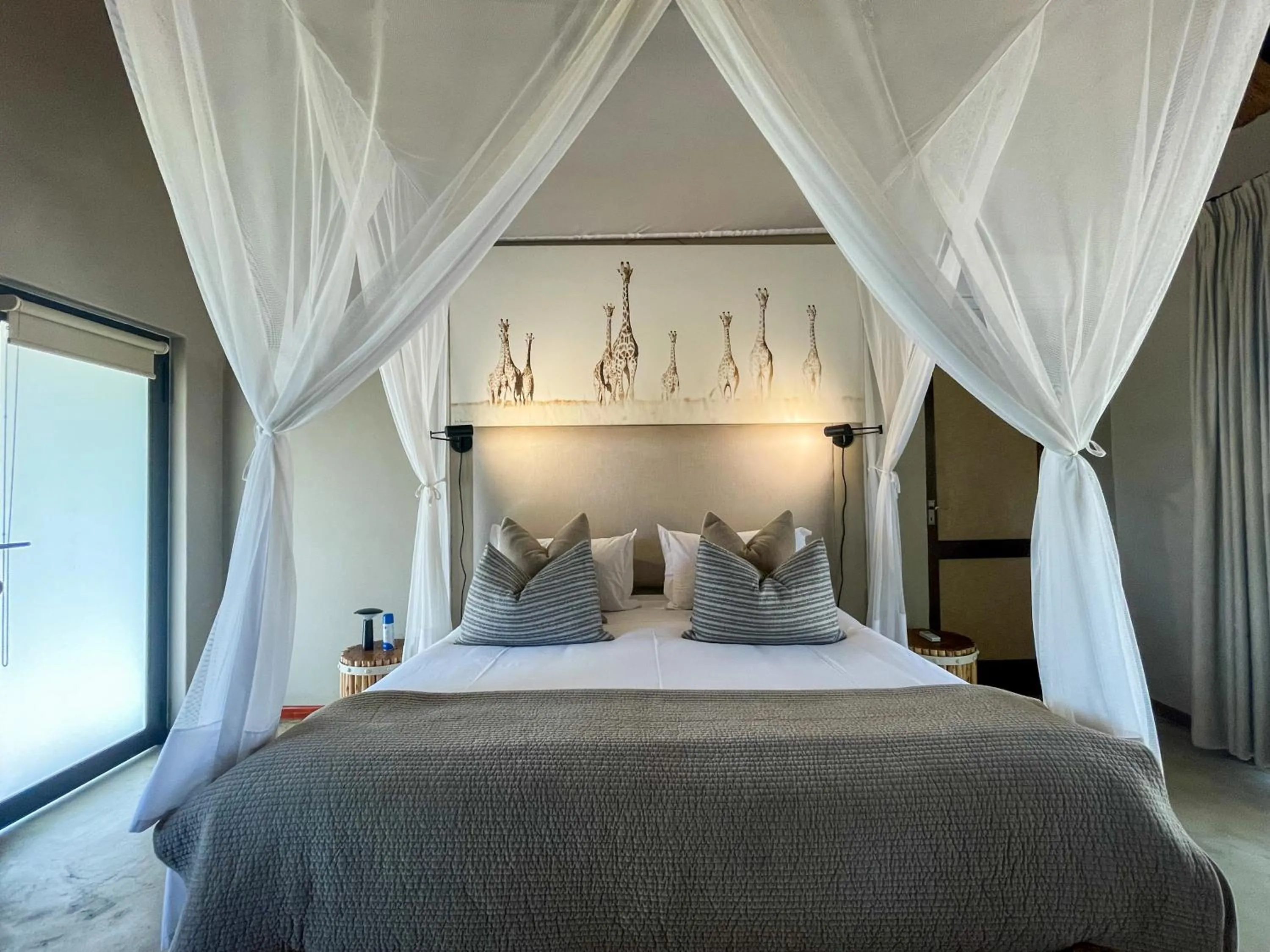 Bed in Xanatseni Private Camp