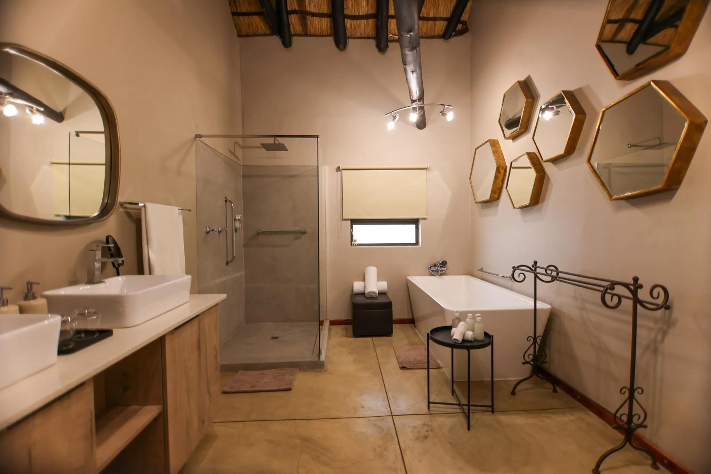 Xanatseni Private Camp