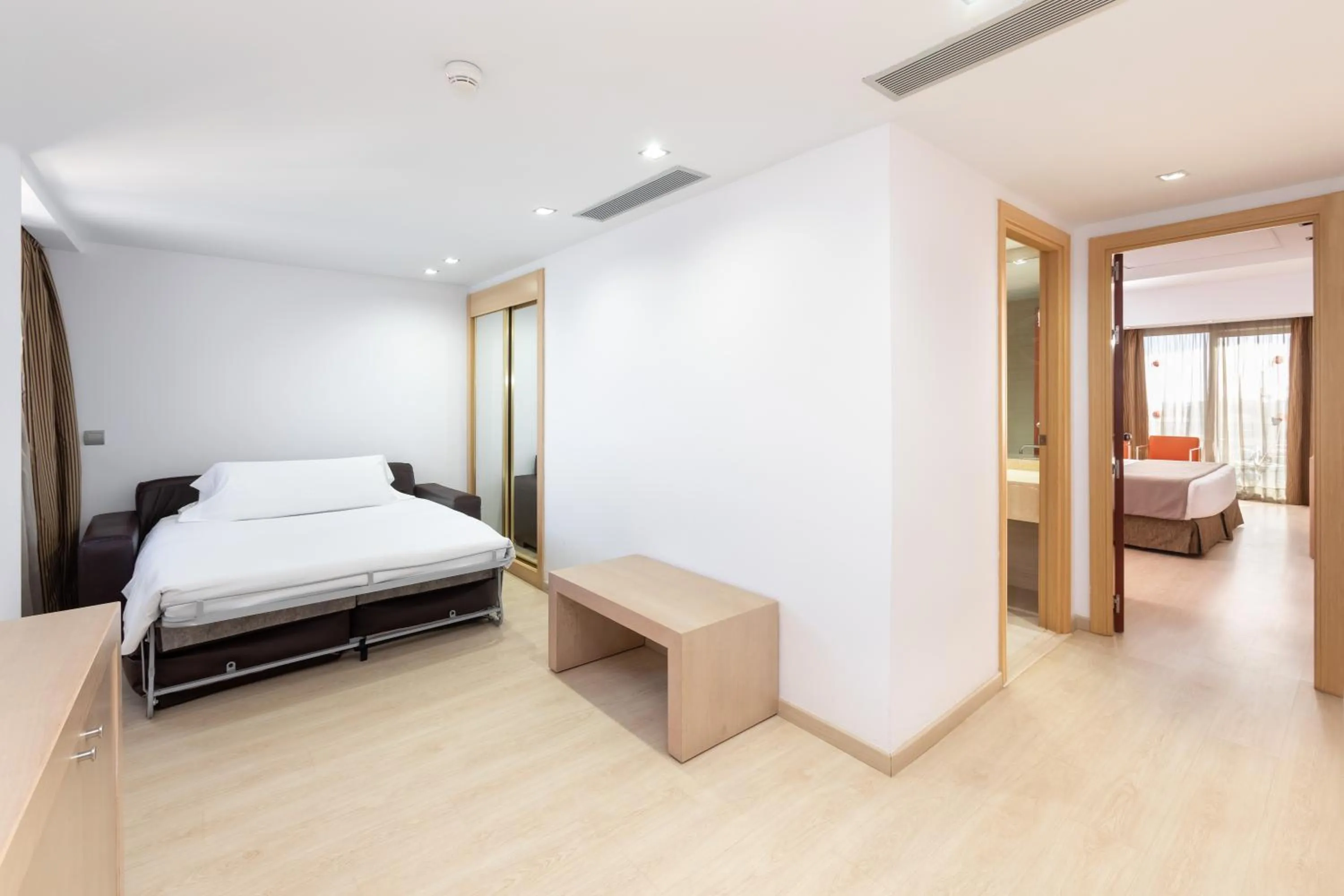 Bed in Hotel Cristina by Tigotan Las Palmas - Adults Only