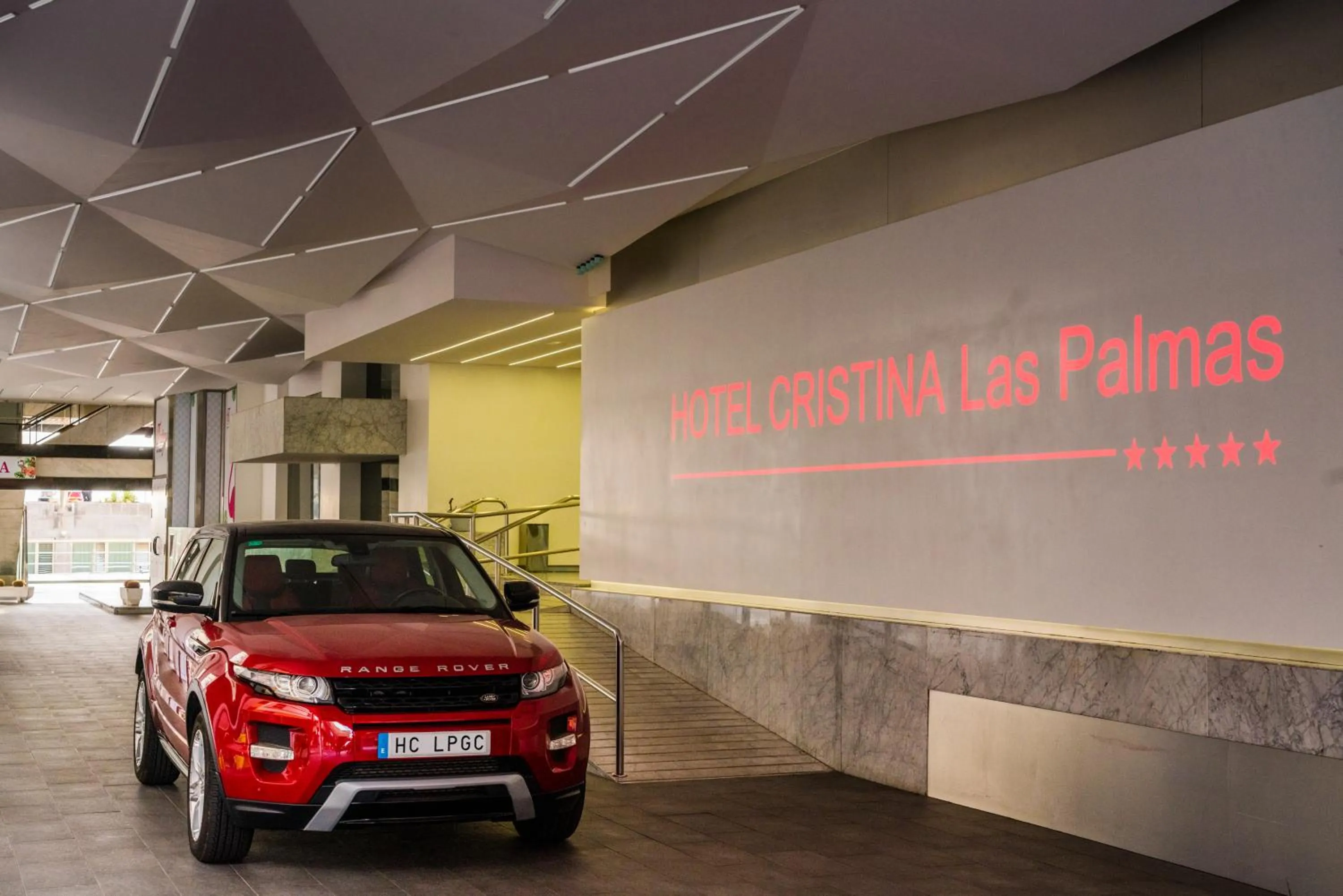 Parking in Hotel Cristina by Tigotan Las Palmas - Adults Only