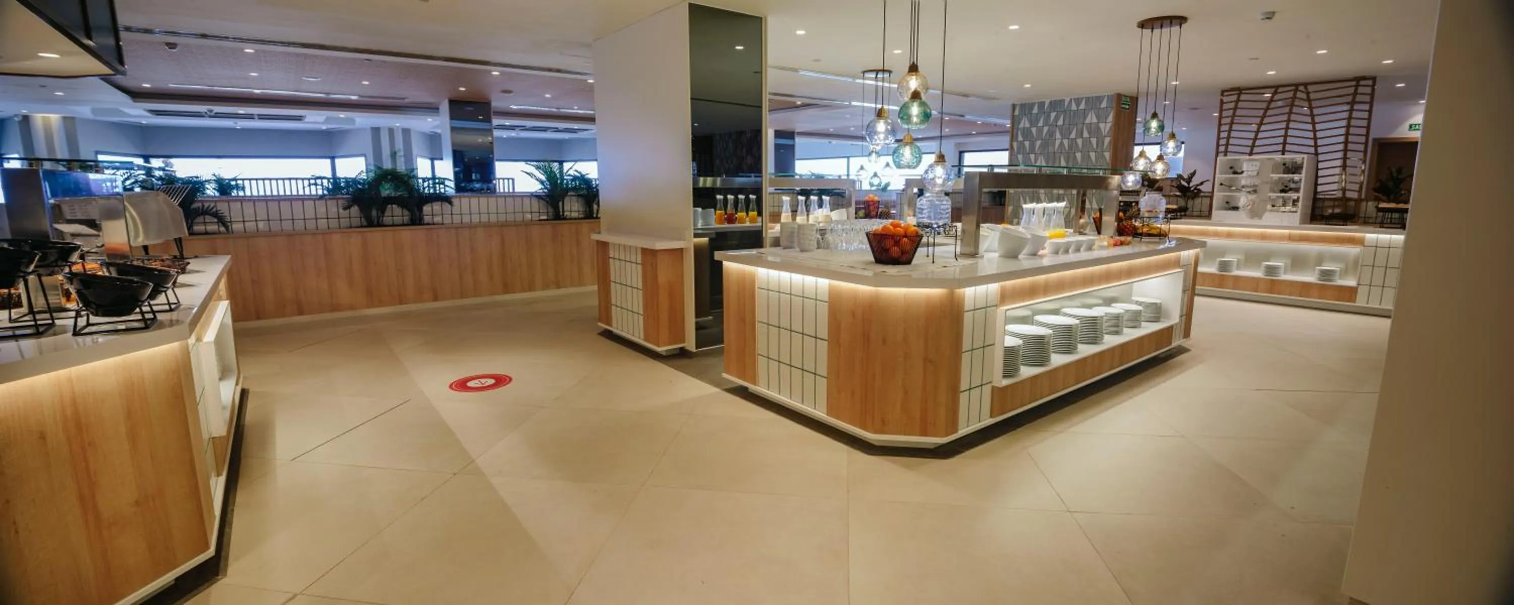 Restaurant/places to eat in Hotel Cristina by Tigotan Las Palmas - Adults Only