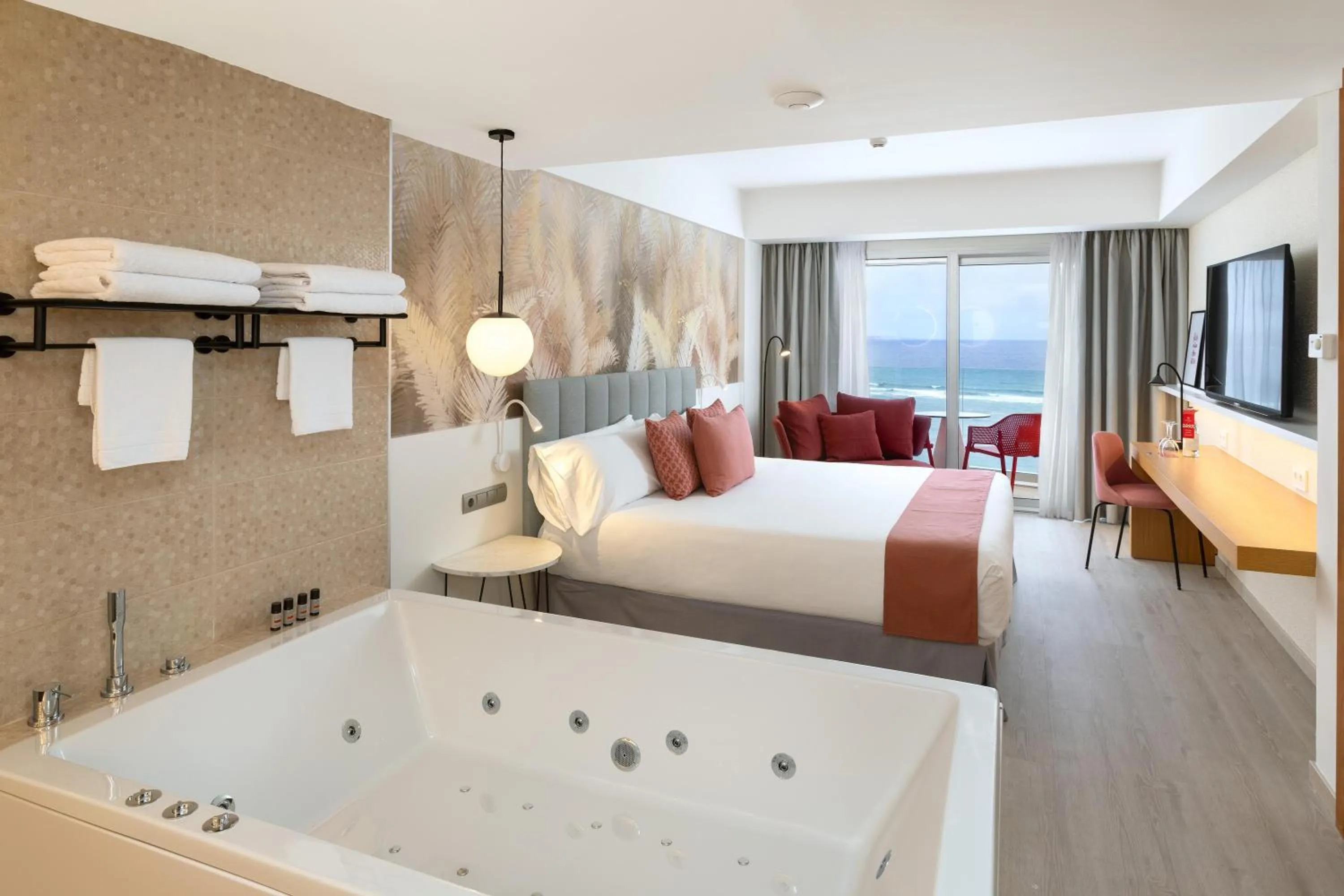 Photo of the whole room, Bed in Hotel Cristina by Tigotan Las Palmas - Adults Only