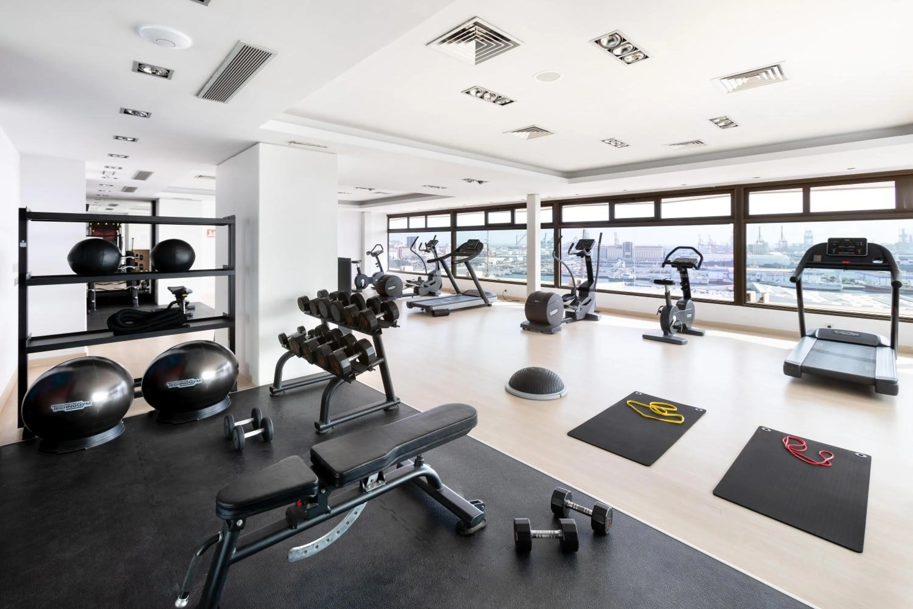 Activities in Hotel Cristina by Tigotan Las Palmas - Adults Only