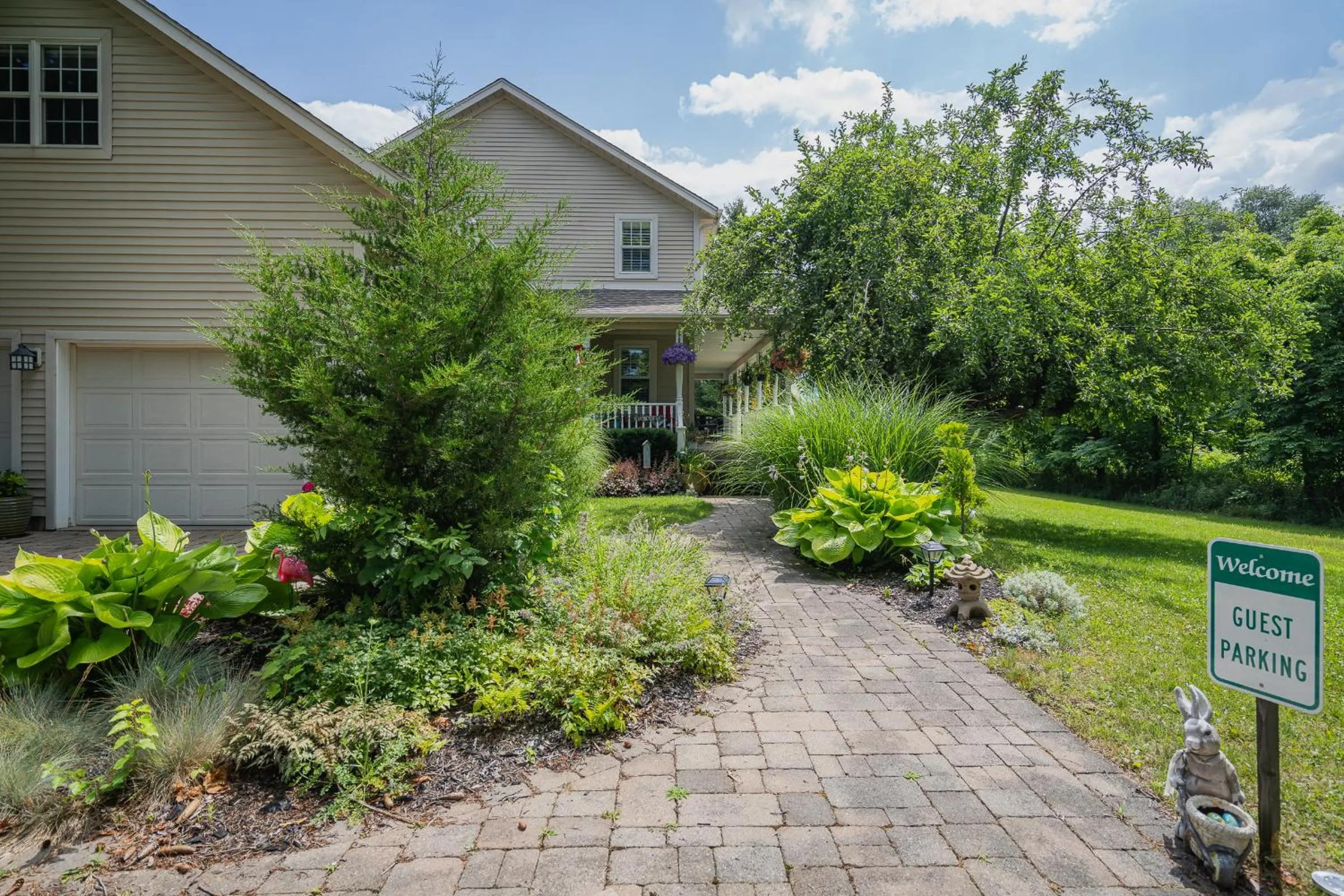 Garden in Old Town Country Landing