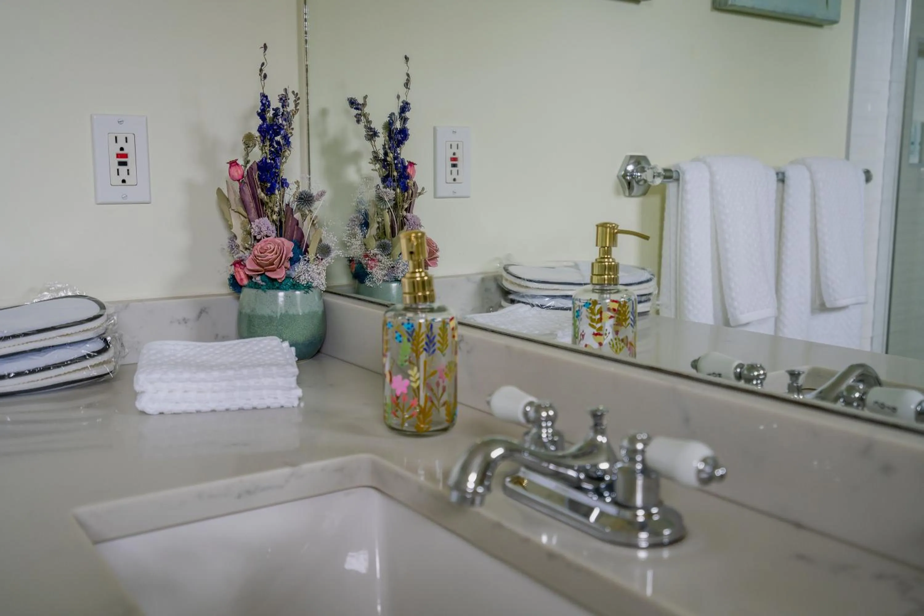 Bathroom in Old Town Country Landing
