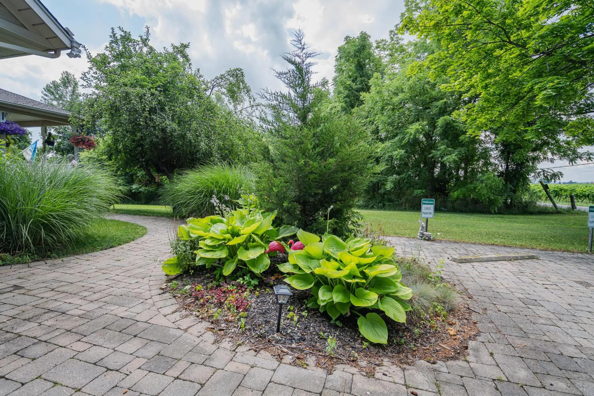 Garden in Old Town Country Landing