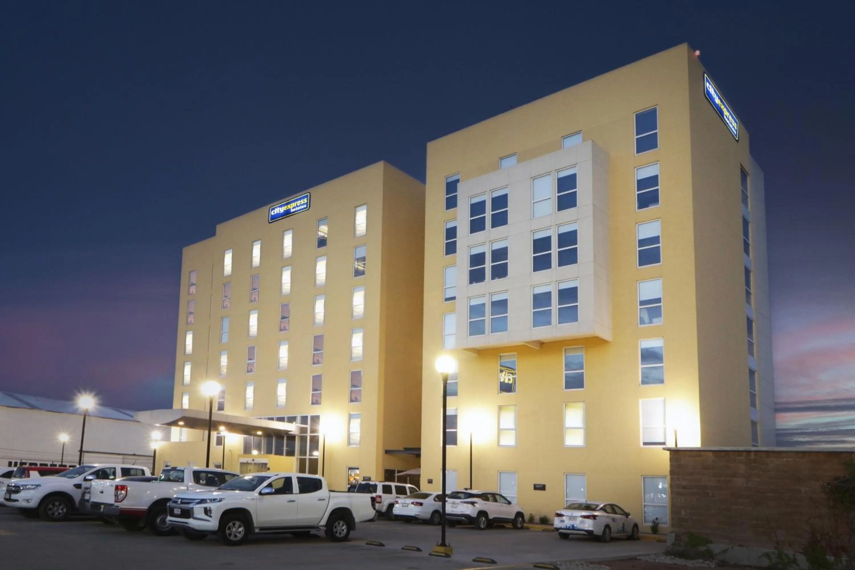 Property building in City Express by Marriott Piedras Negras