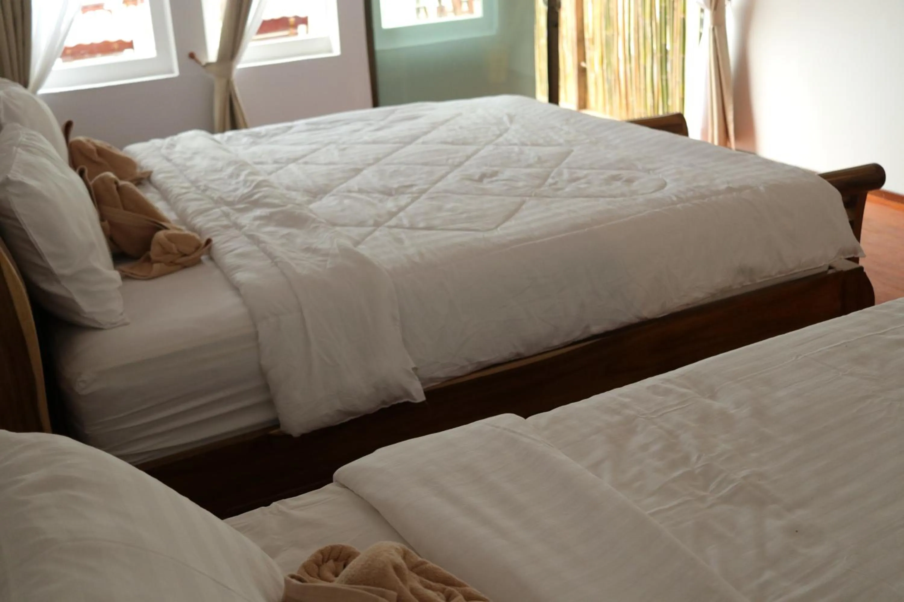 Photo of the whole room, Bed in Mumsa Beach Resort & Restaurant