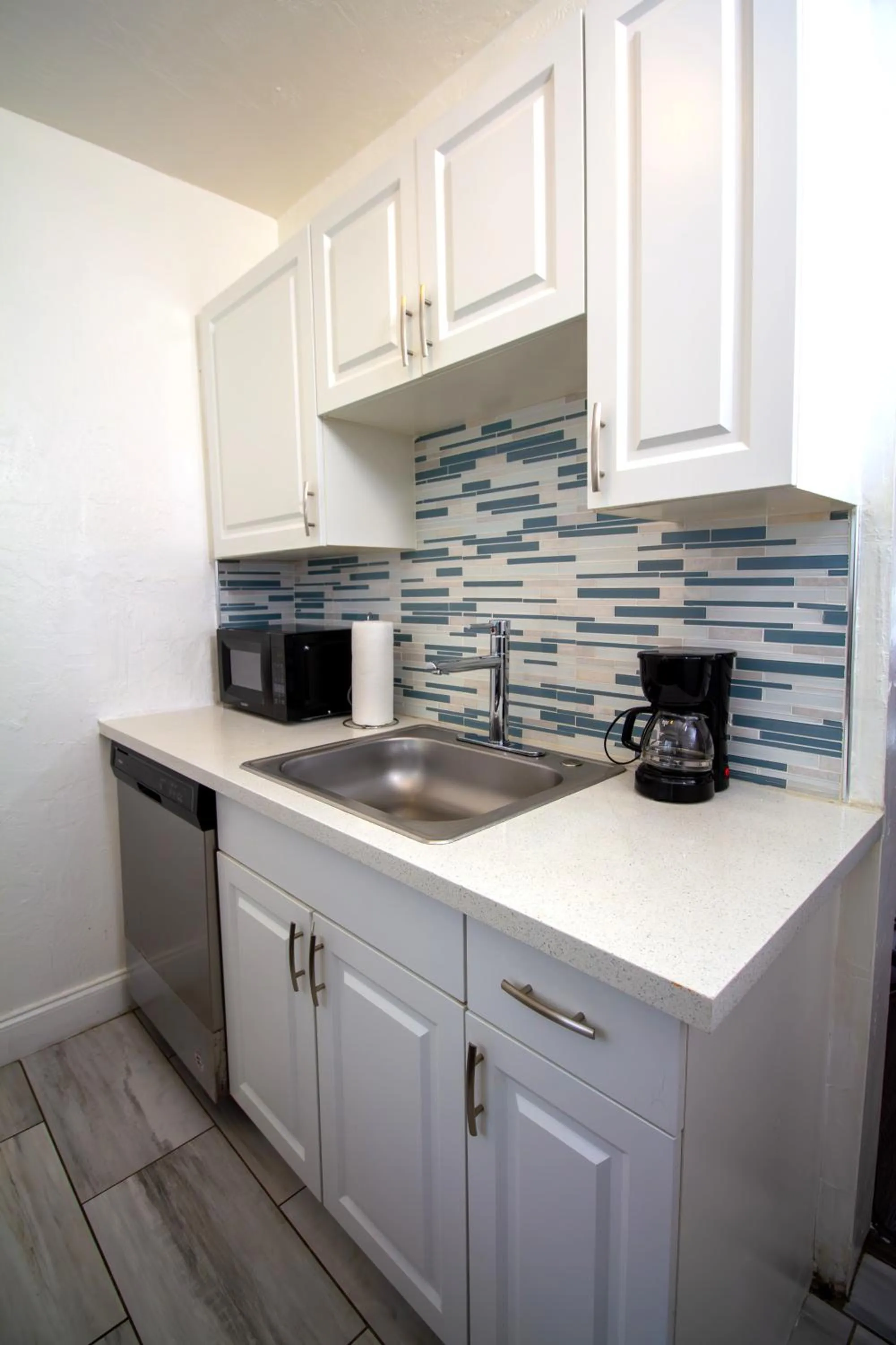 Kitchen or kitchenette in Courtyard Apartments Part of the Oasis Casita Collection