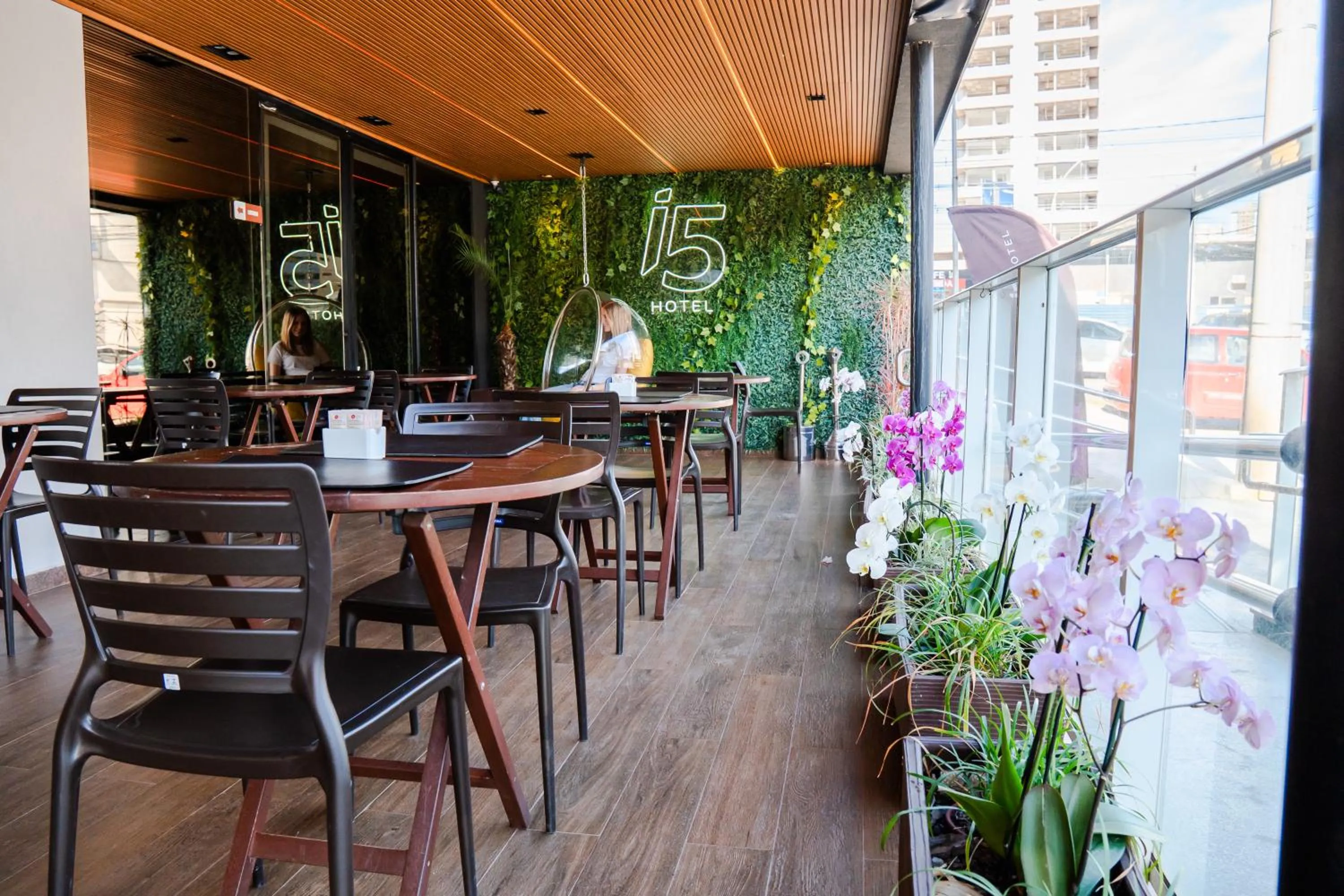 Seating area in i5 Hotel Águas Claras