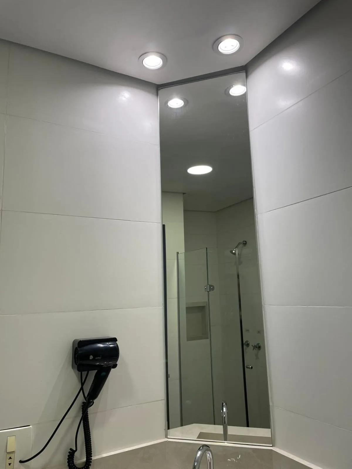 Bathroom in Hotel Colonial