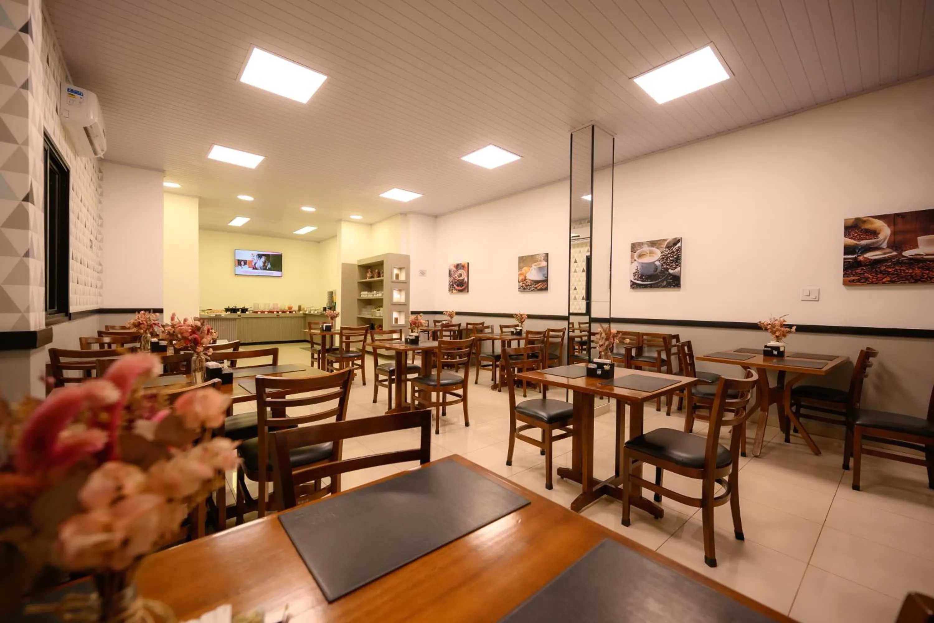 Breakfast in Hotel Colonial