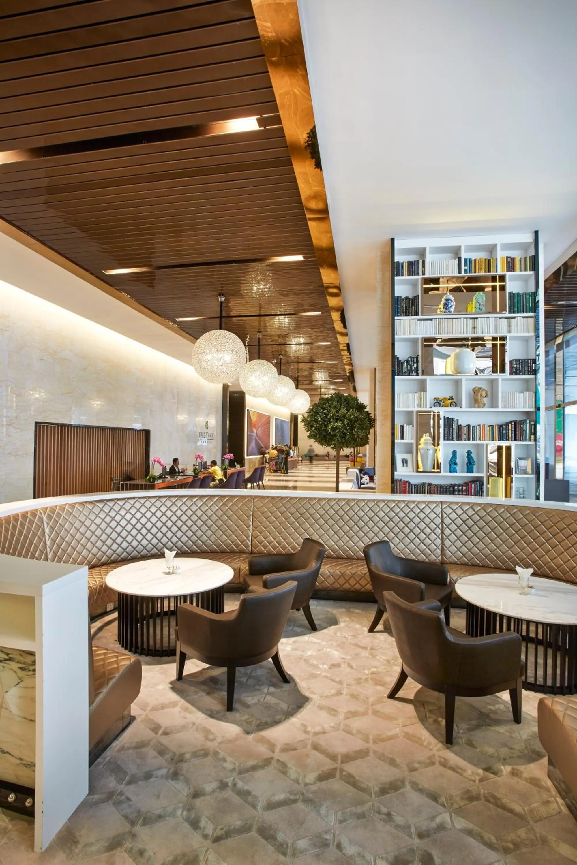 Restaurant/places to eat in THE FACE Suites Hotel