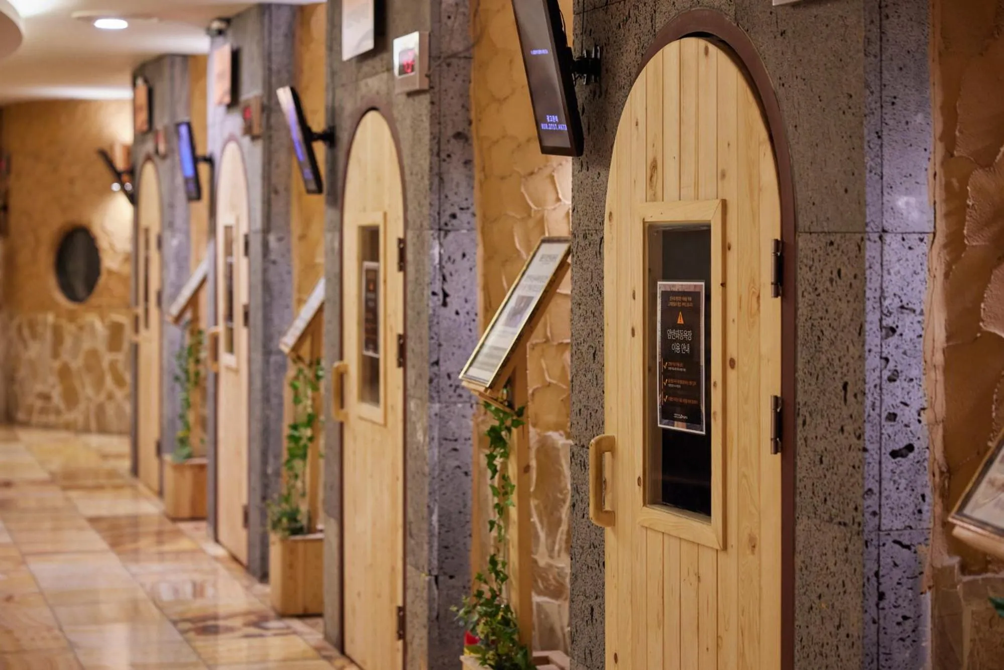 Osaek Greenyard Hotel