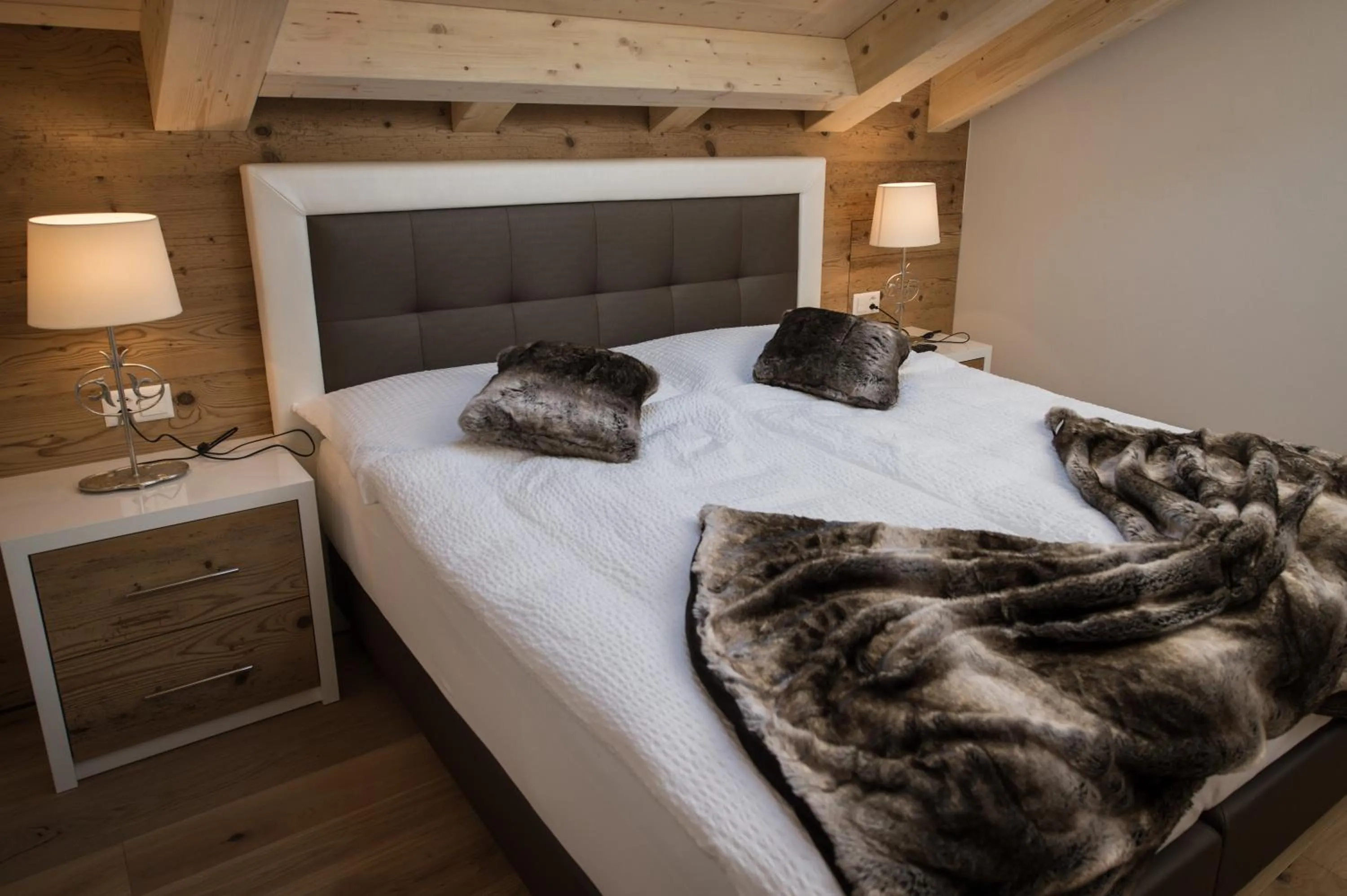Bed in Panorama Ski Lodge