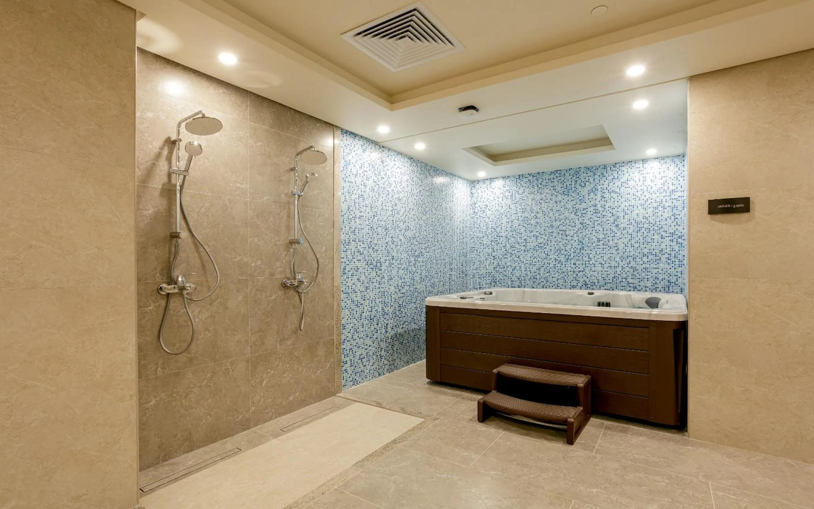 Shower in Sunset Jeddah