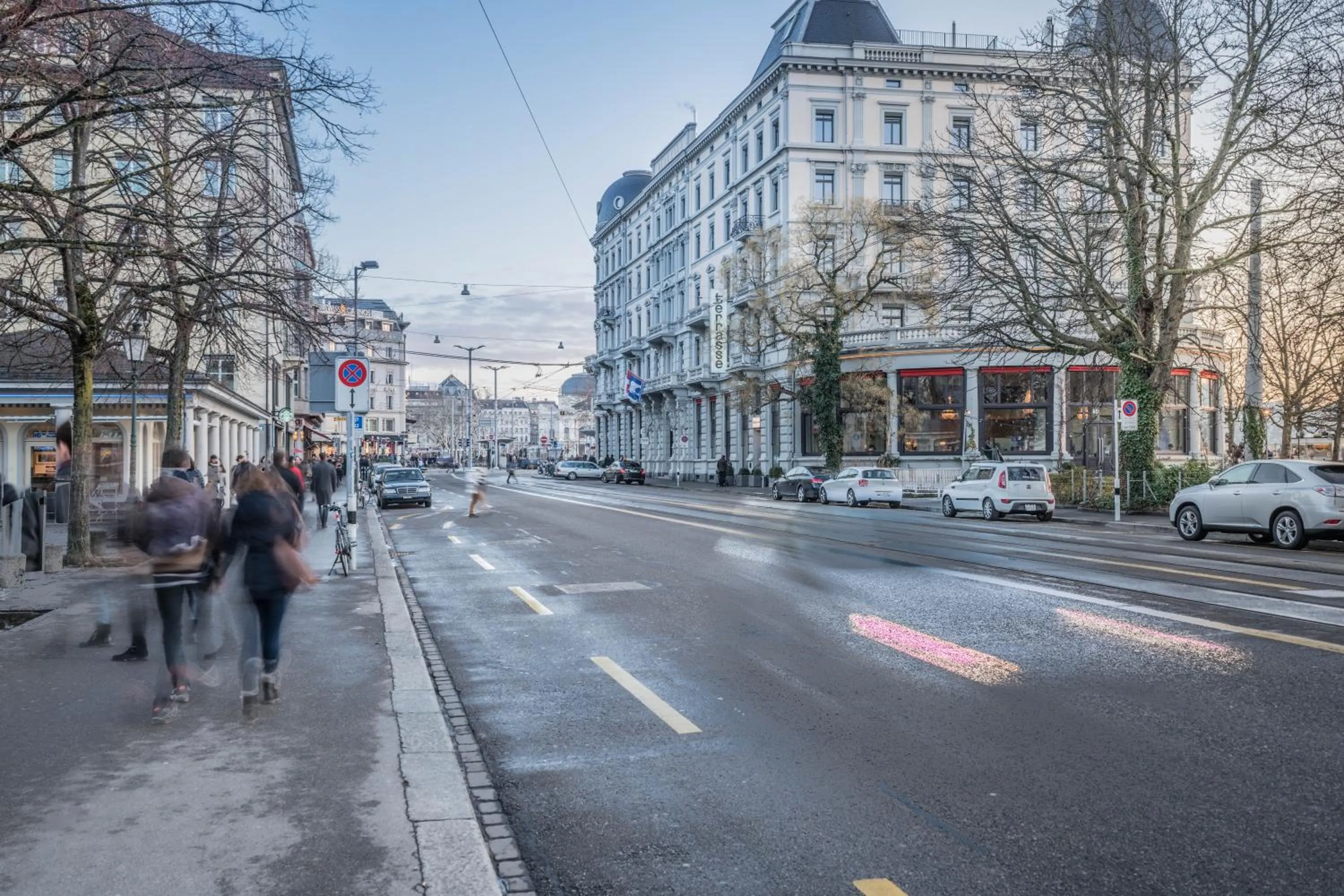 Nearby landmark in Lake Side Location Bellevue