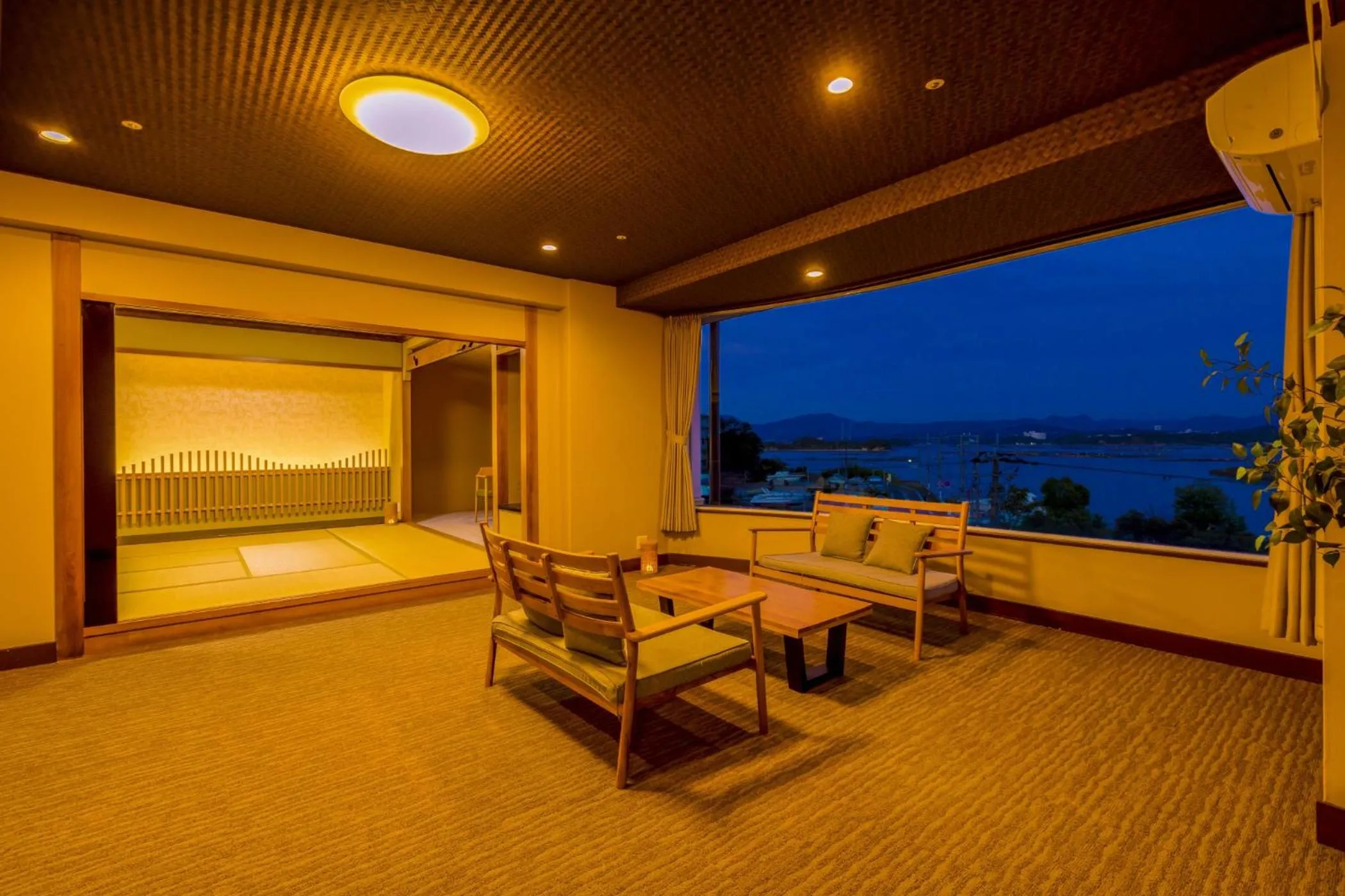 Photo of the whole room in Ooedo Onsen Monogatari Premium Shirahama Gyoen