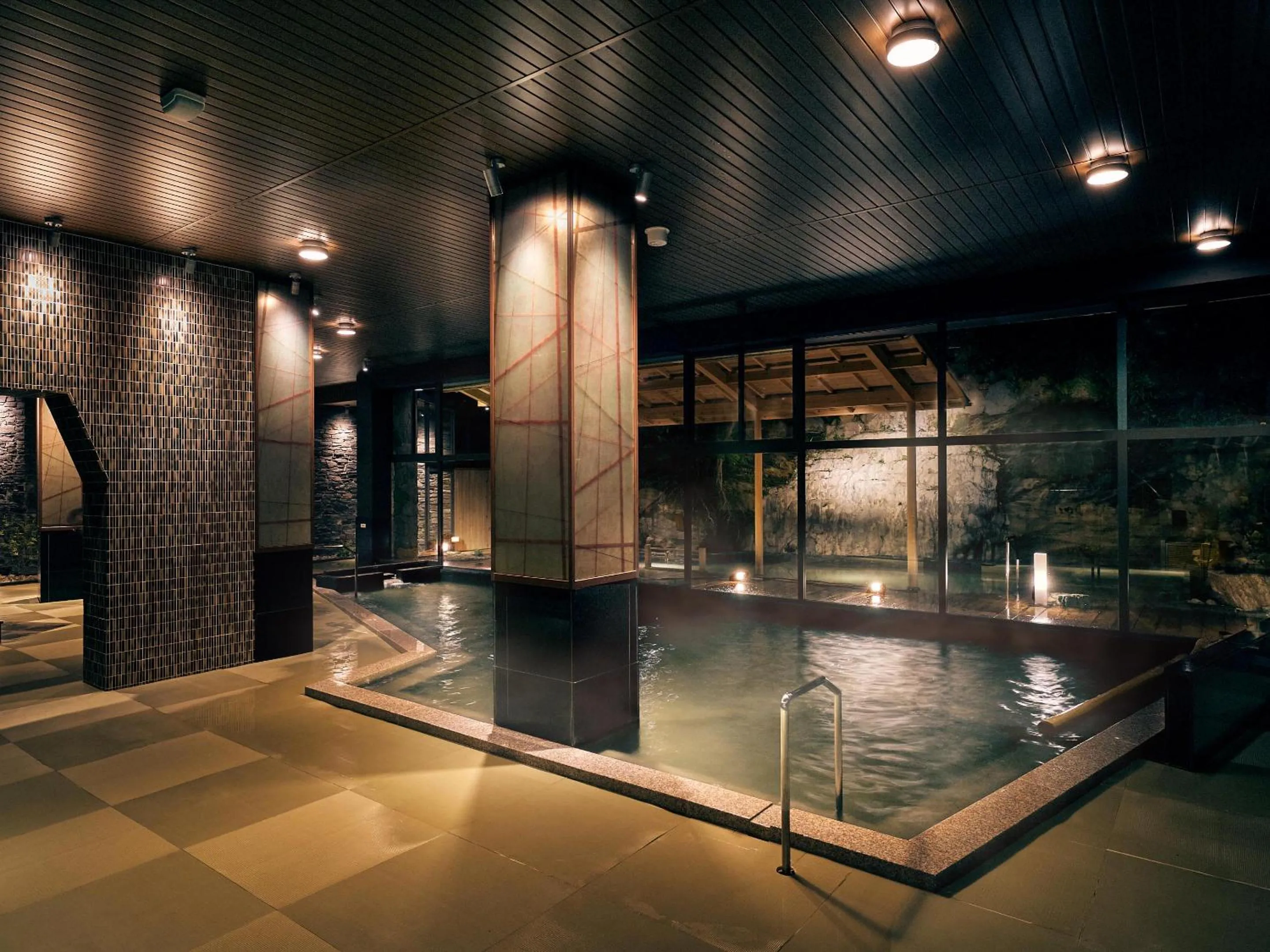 Public Bath in Ooedo Onsen Monogatari Premium Shirahama Gyoen