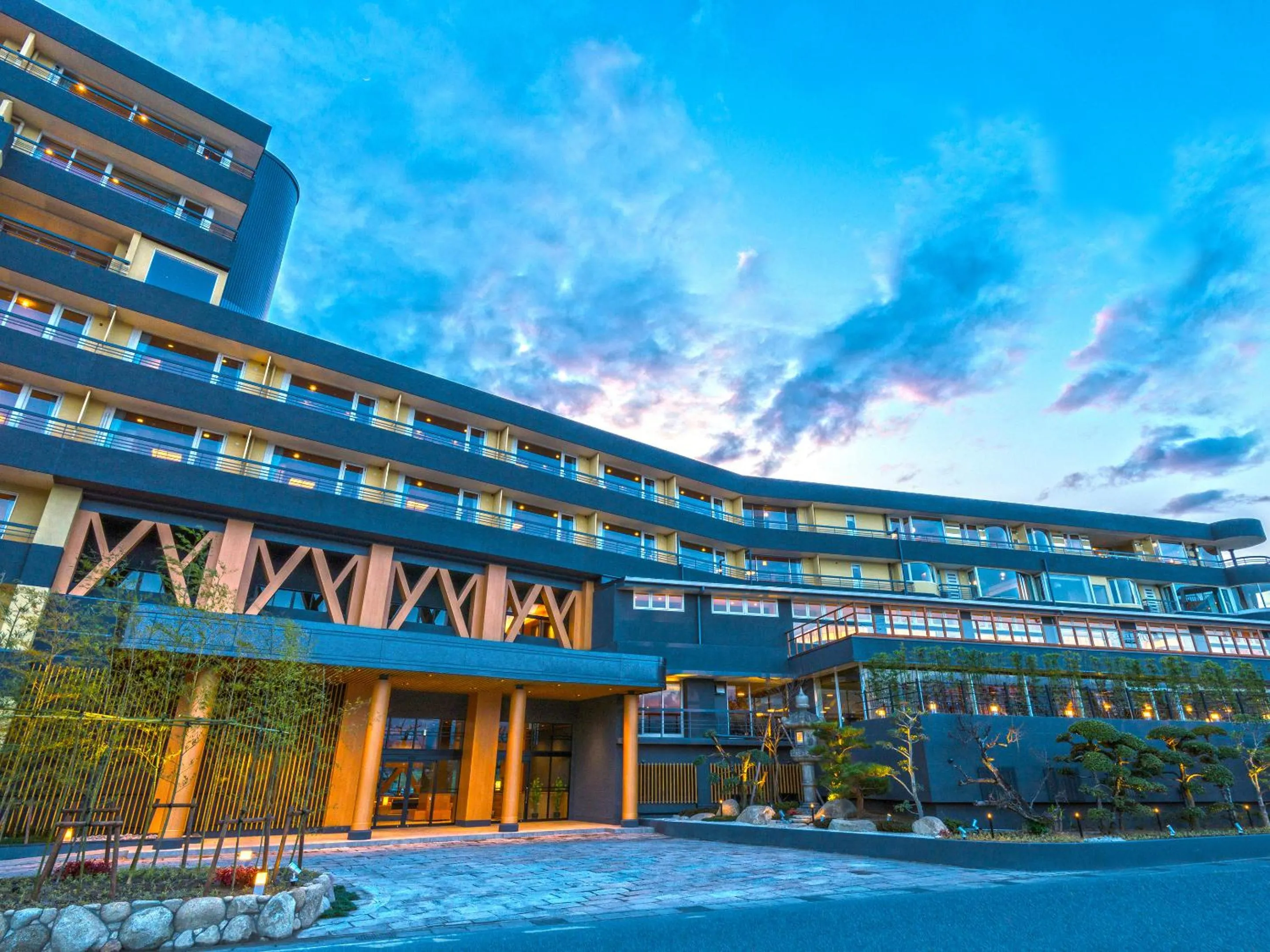 Property building in Ooedo Onsen Monogatari Premium Shirahama Gyoen