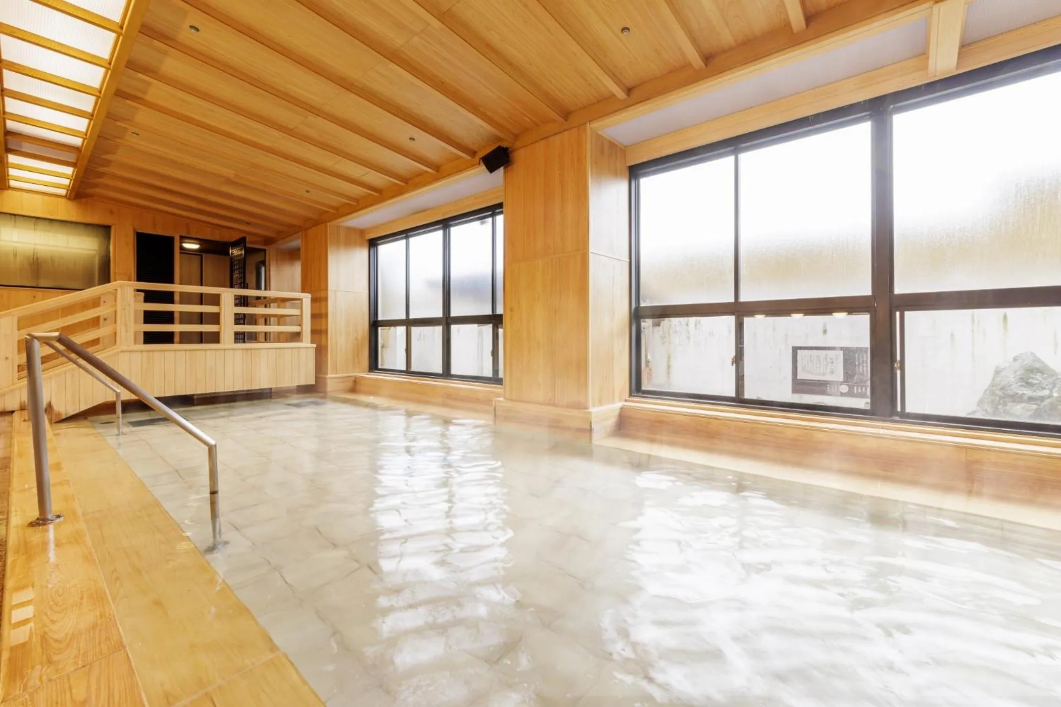 Hot Spring Bath in Ooedo Onsen Monogatari Yamashiro Saichoraku