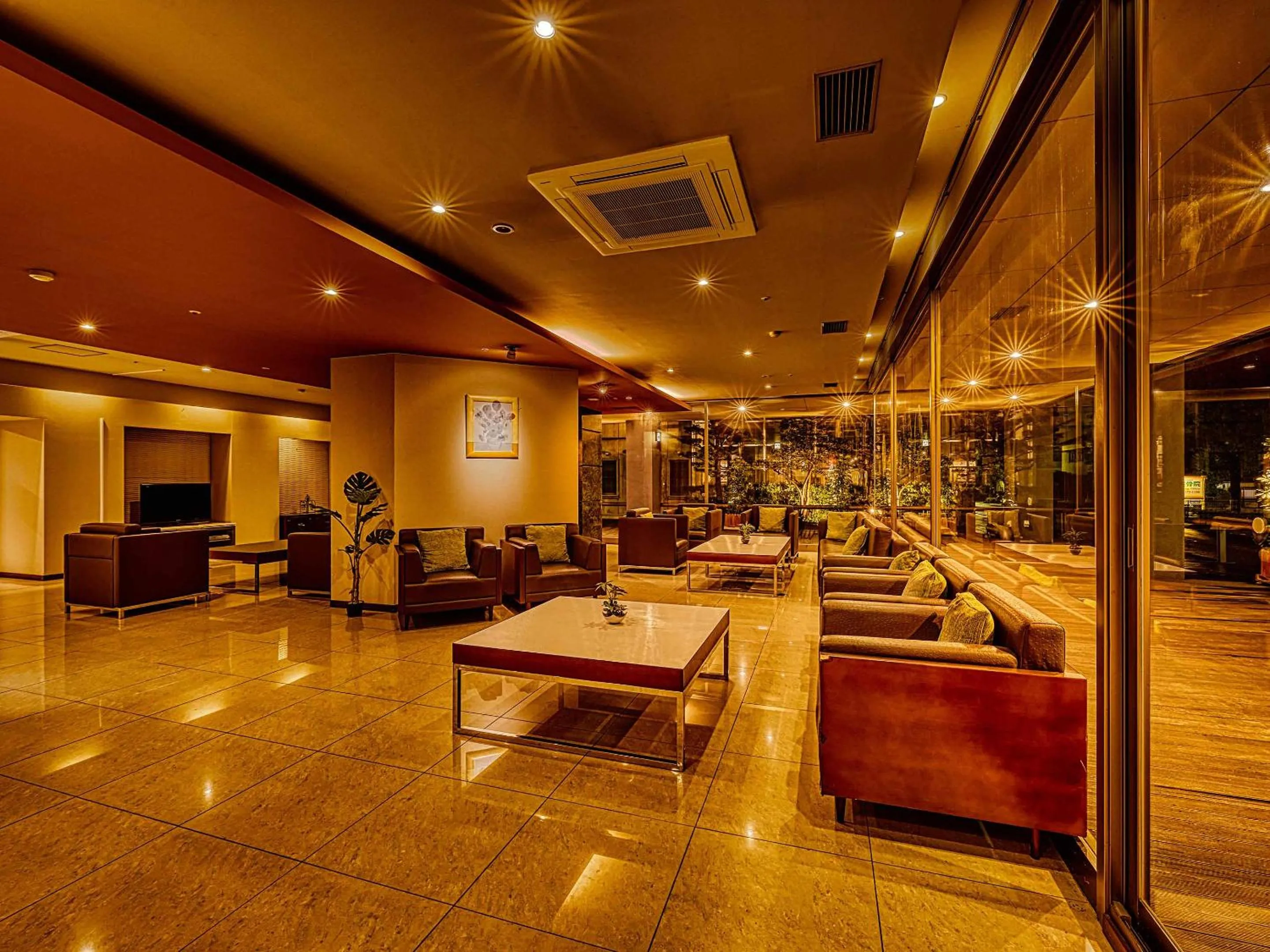 Lobby or reception in Ooedo Onsen Monogatari Yamashiro Saichoraku