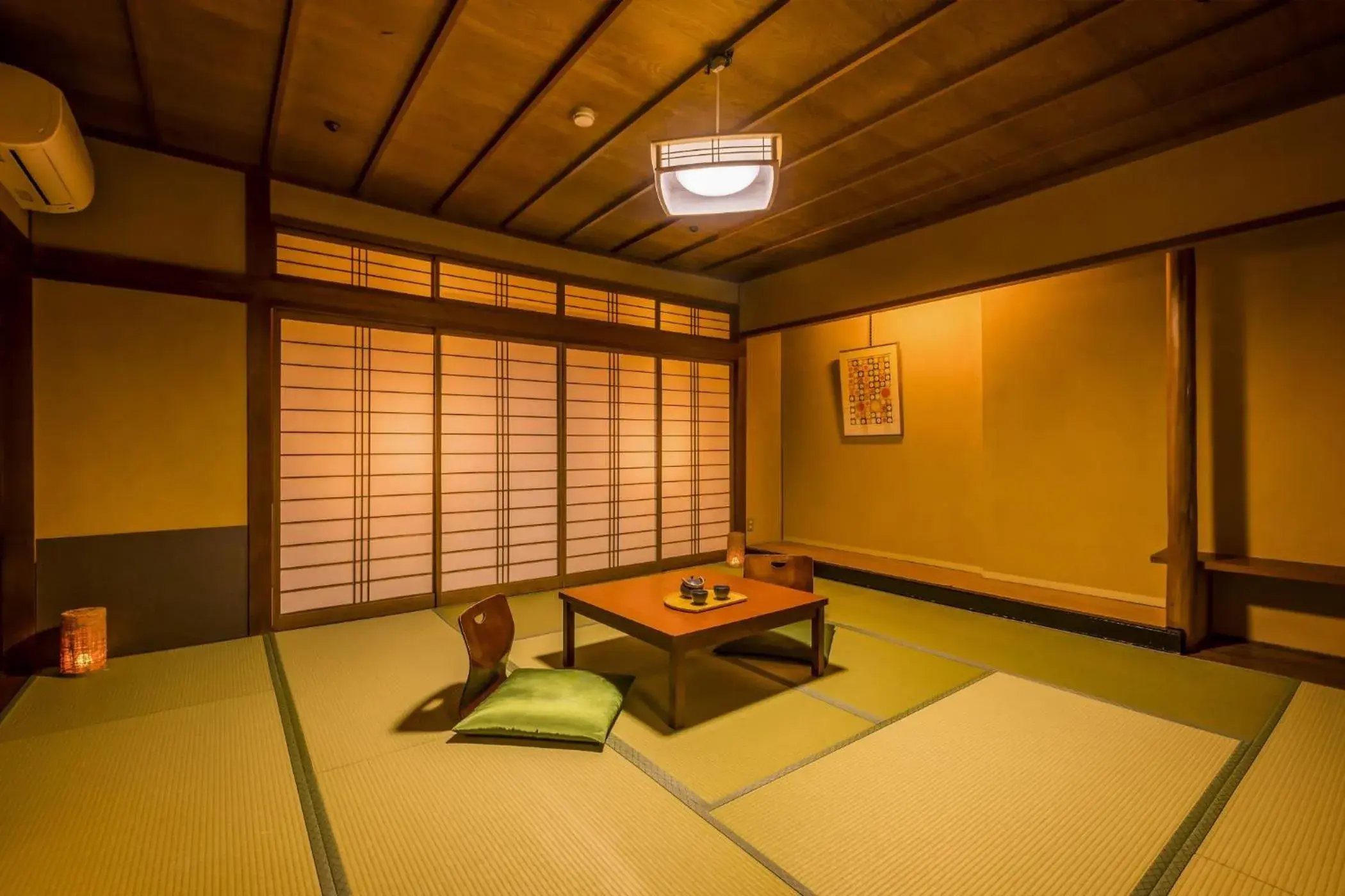 Standard Japanese-Style-Room holds 4 people - Indoor Bath - Non-Smoking in Ooedo Onsen Monogatari Yamashiro Saichoraku Standard Japanese-Style-Room holds 4 people - Indoor Bath - Non-Smoking in Ooedo Onsen Monogatari Yamashiro Saichoraku