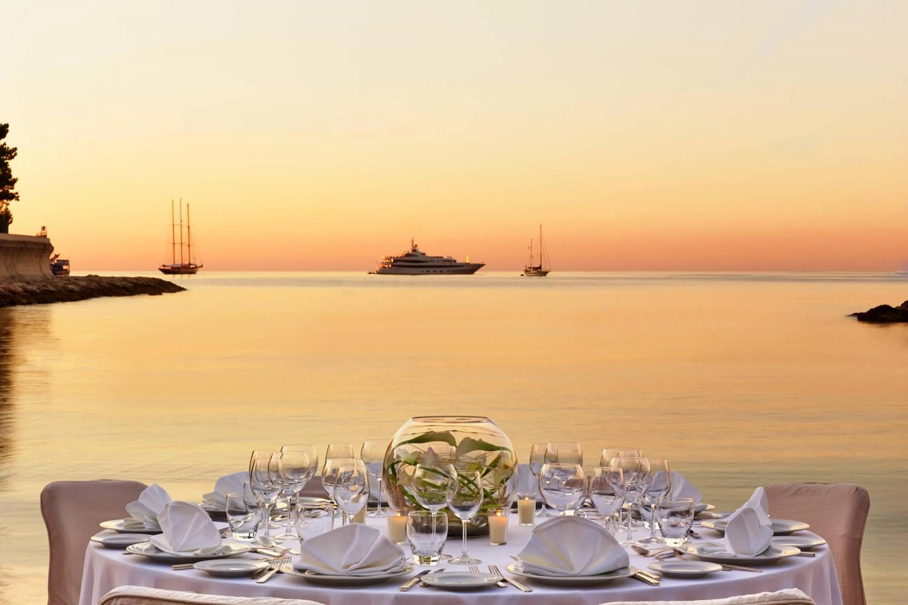 Beach in Le Méridien Beach Plaza