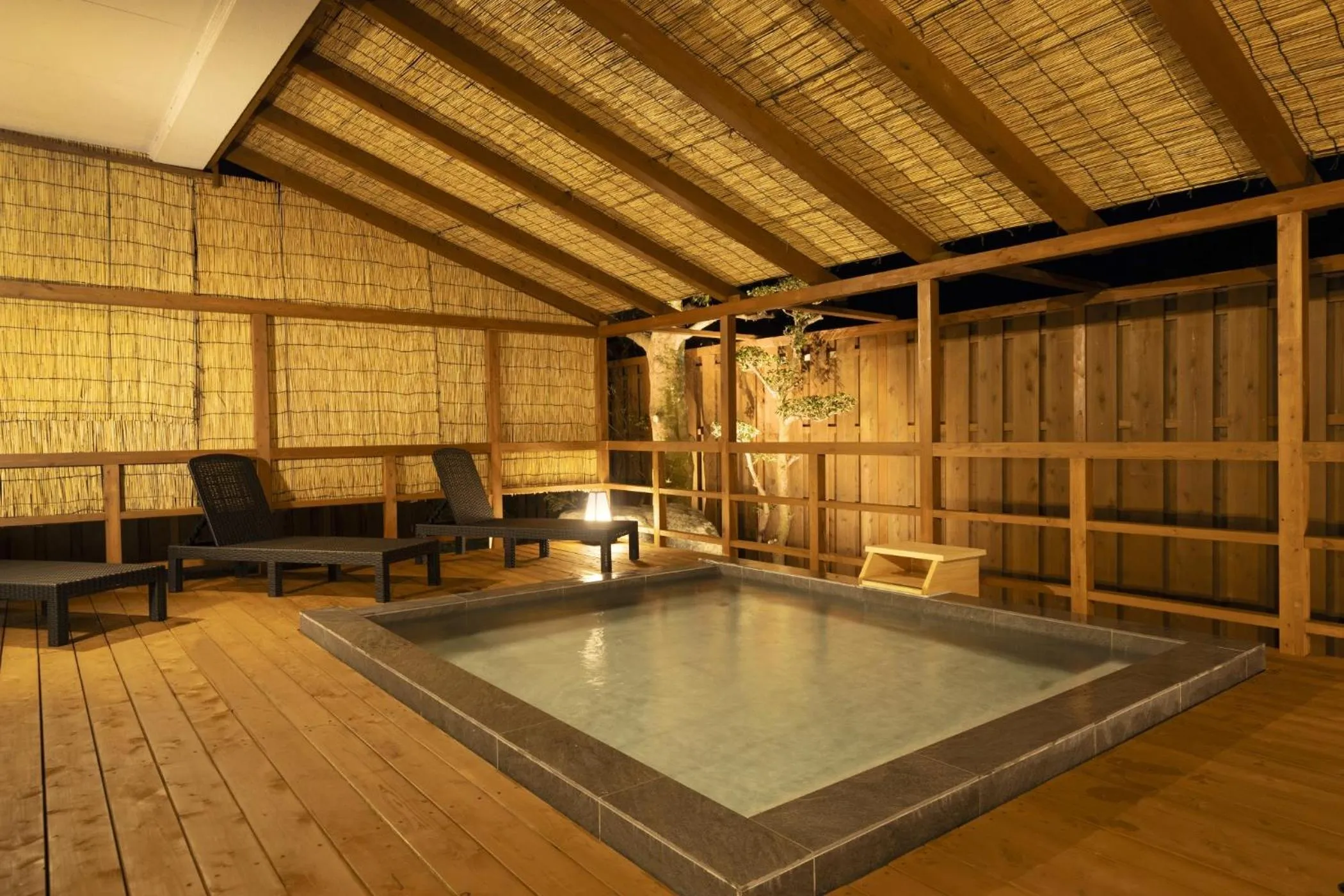 Hot Spring Bath in Ooedo Onsen Monogatari Premium Shima Saichoraku