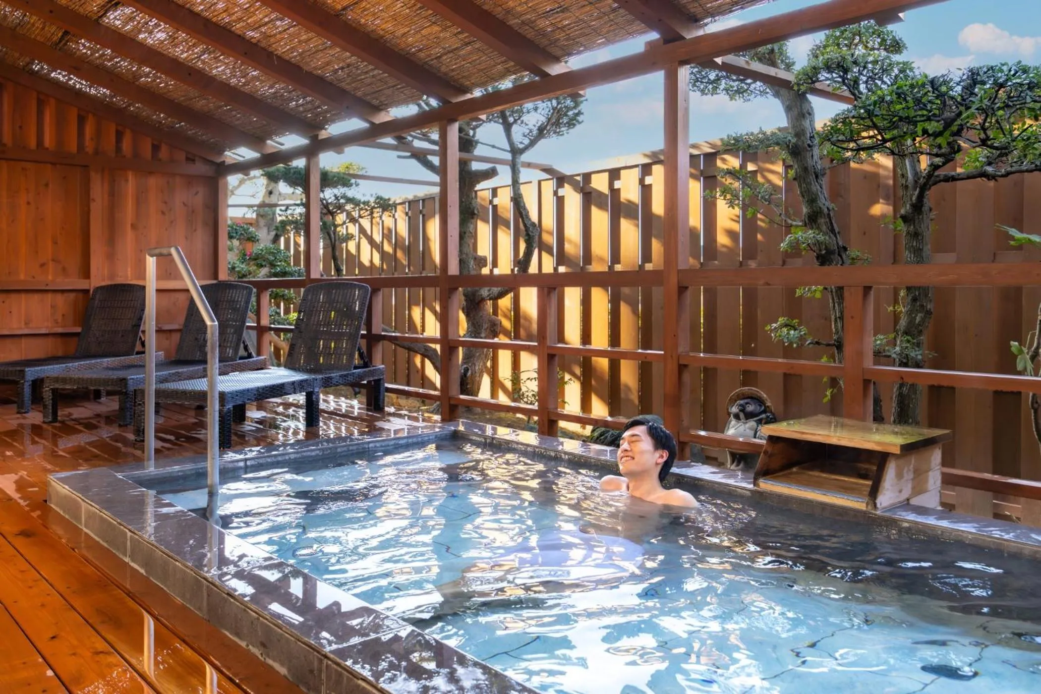 Hot Spring Bath in Ooedo Onsen Monogatari Premium Shima Saichoraku