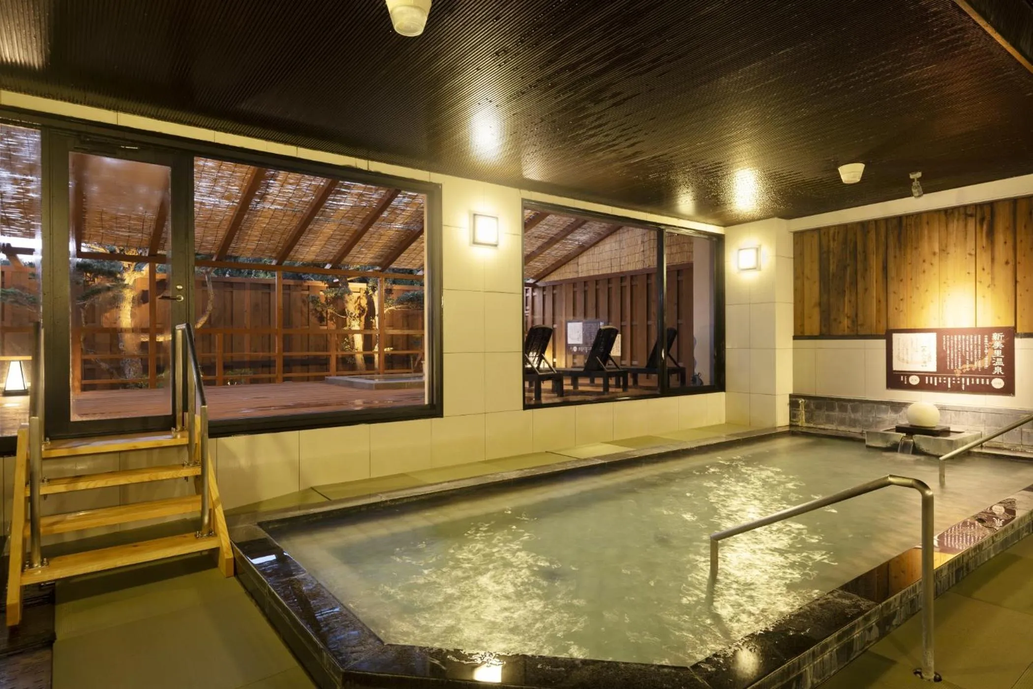 Hot Spring Bath in Ooedo Onsen Monogatari Premium Shima Saichoraku