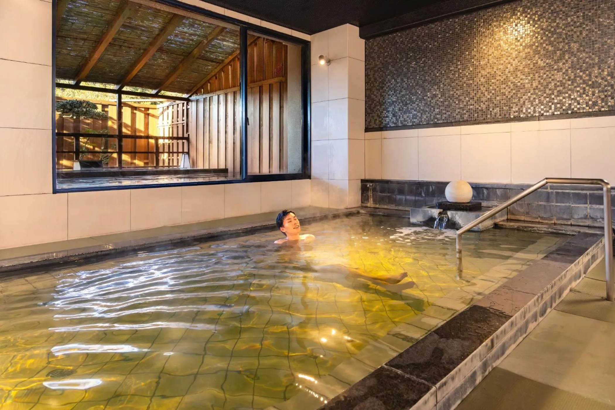 Hot Spring Bath in Ooedo Onsen Monogatari Premium Shima Saichoraku