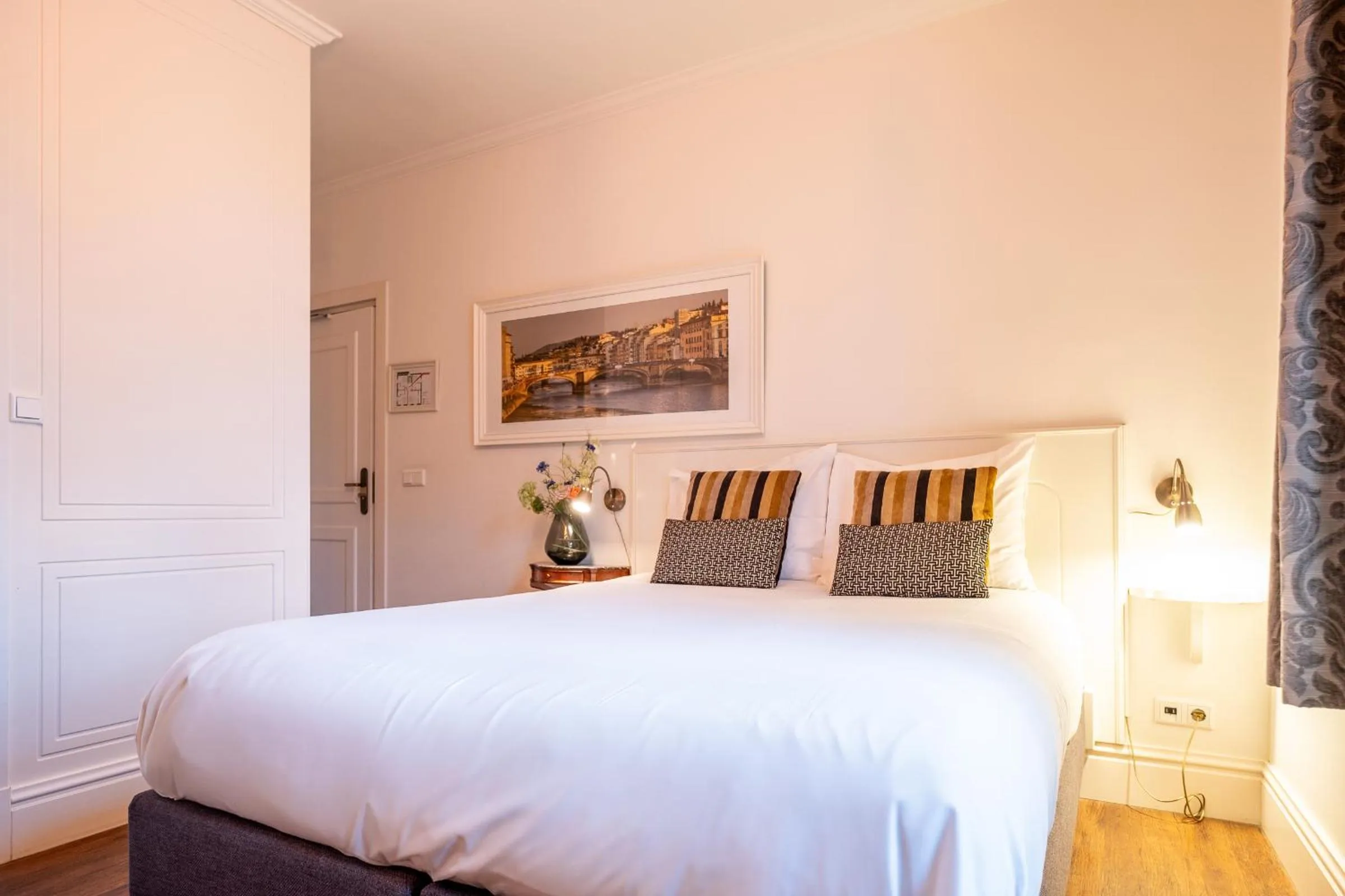 Bed in Hotel Restaurant Café Parkzicht