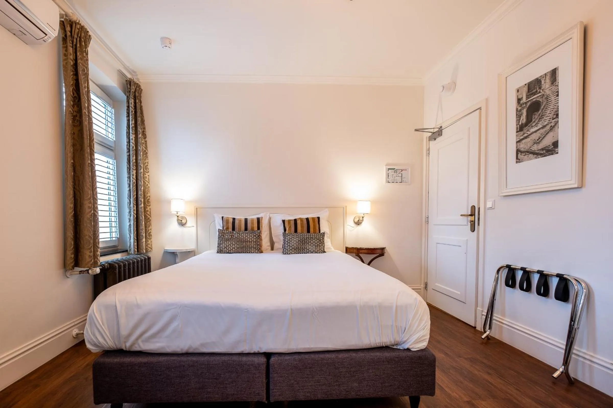 Bed in Hotel Restaurant Café Parkzicht