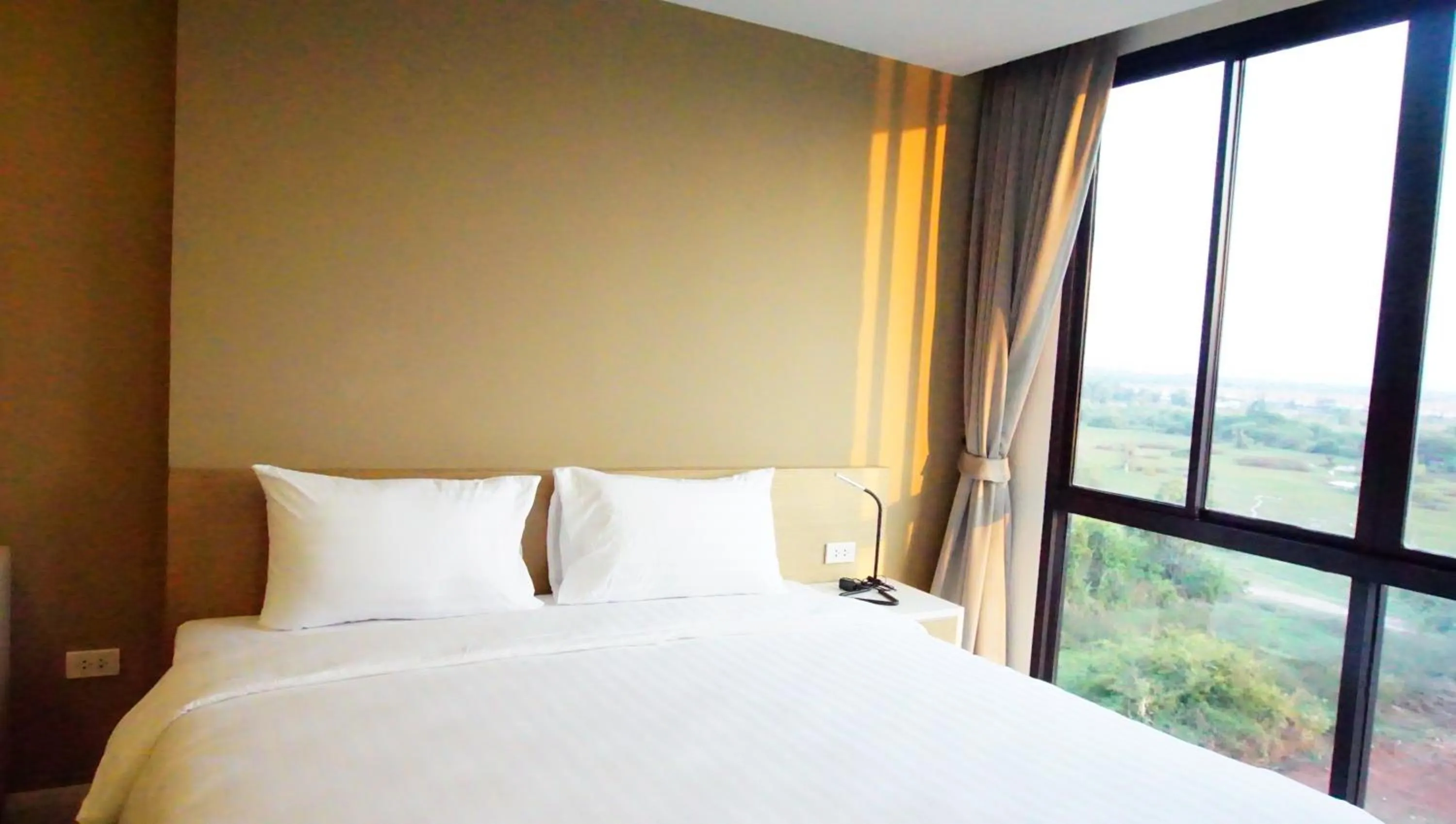 Bed in 185 Residence