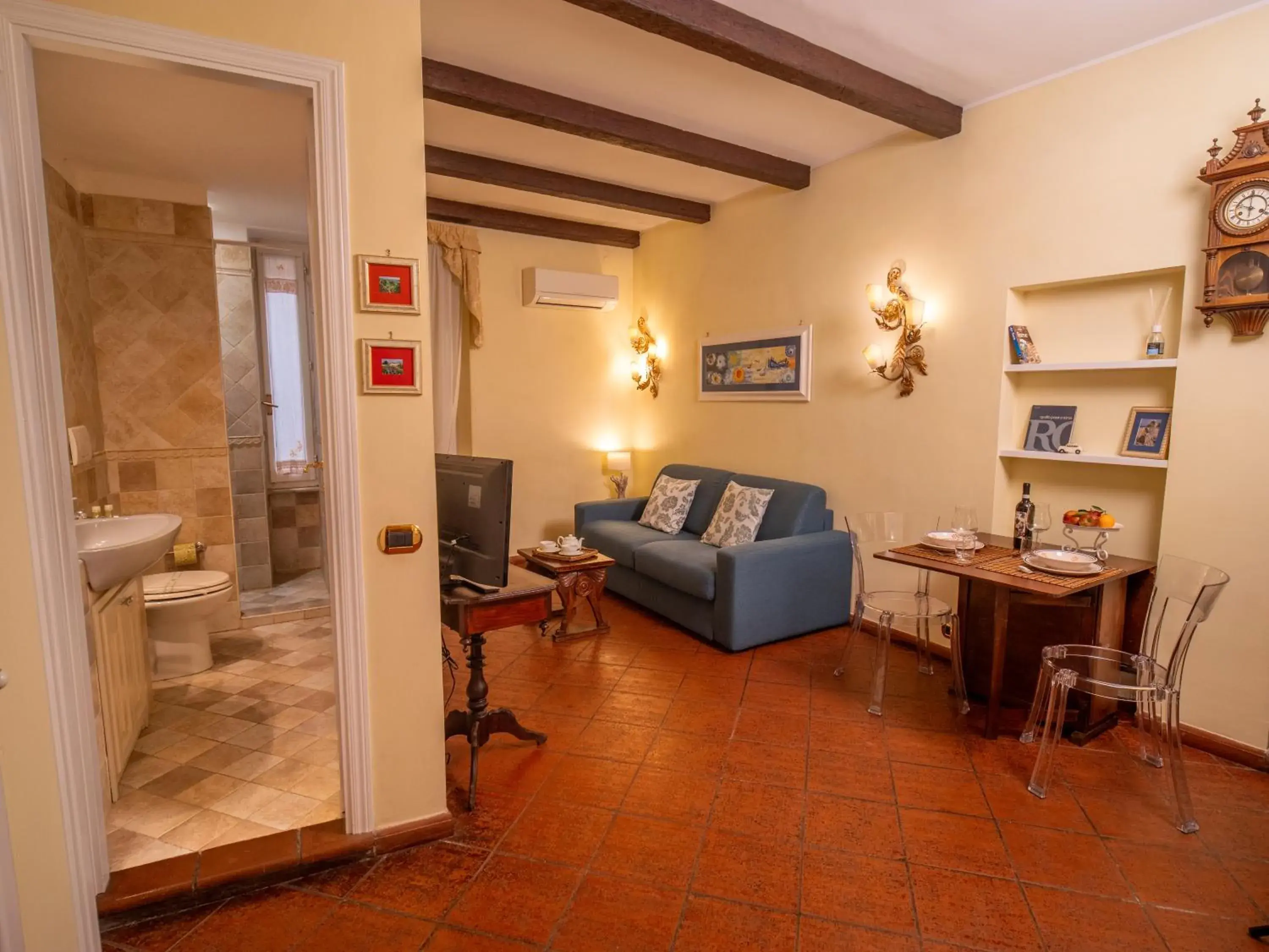Navona Little Home Navona Little Home