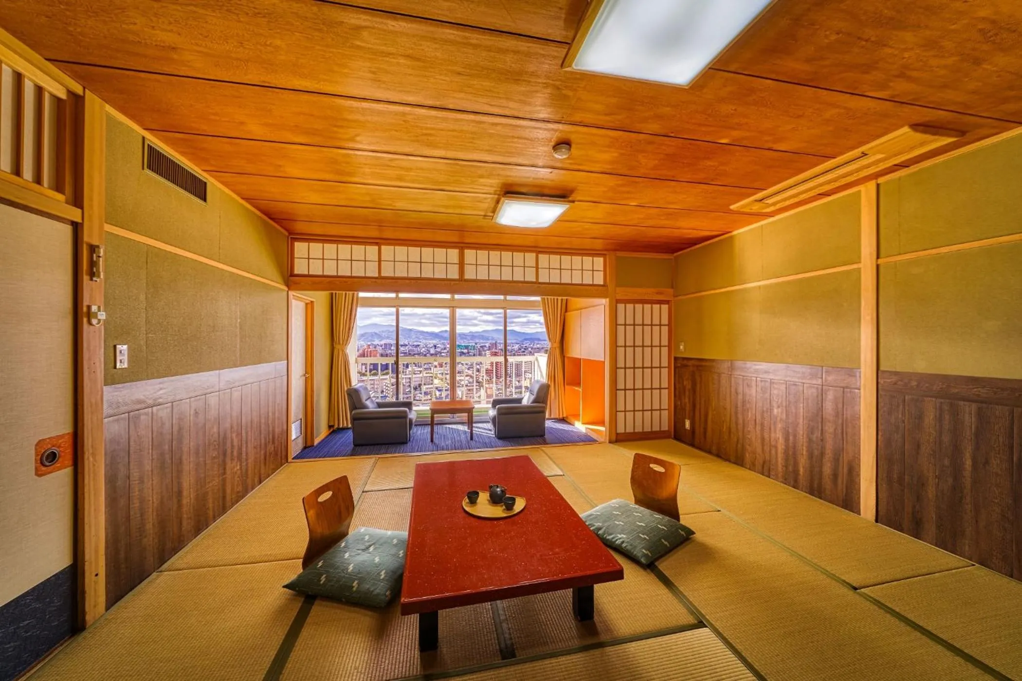 Photo of the whole room in Ooedo Onsen Monogatari Dogo