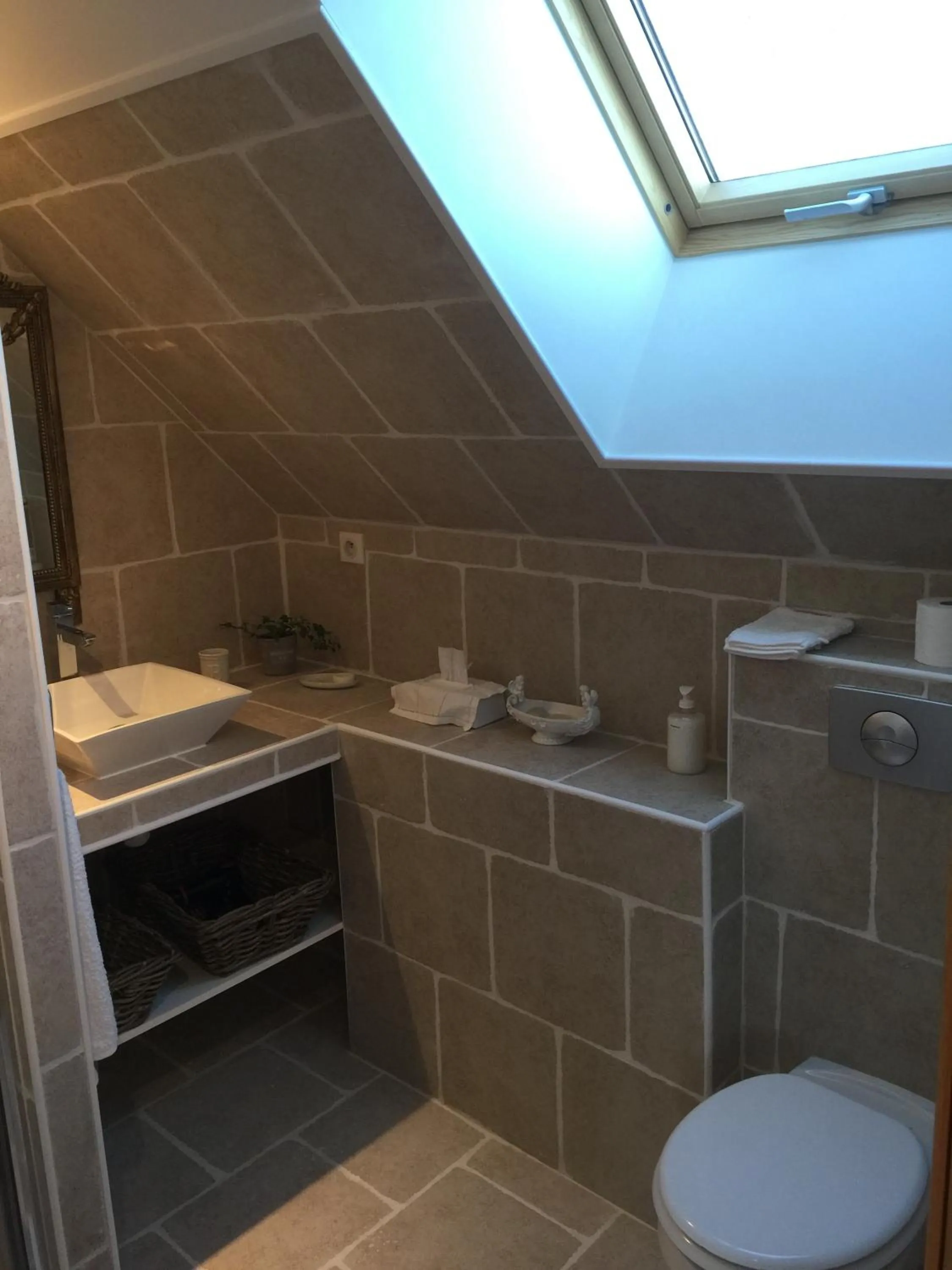 Toilet in Les Prémices De La Forêt