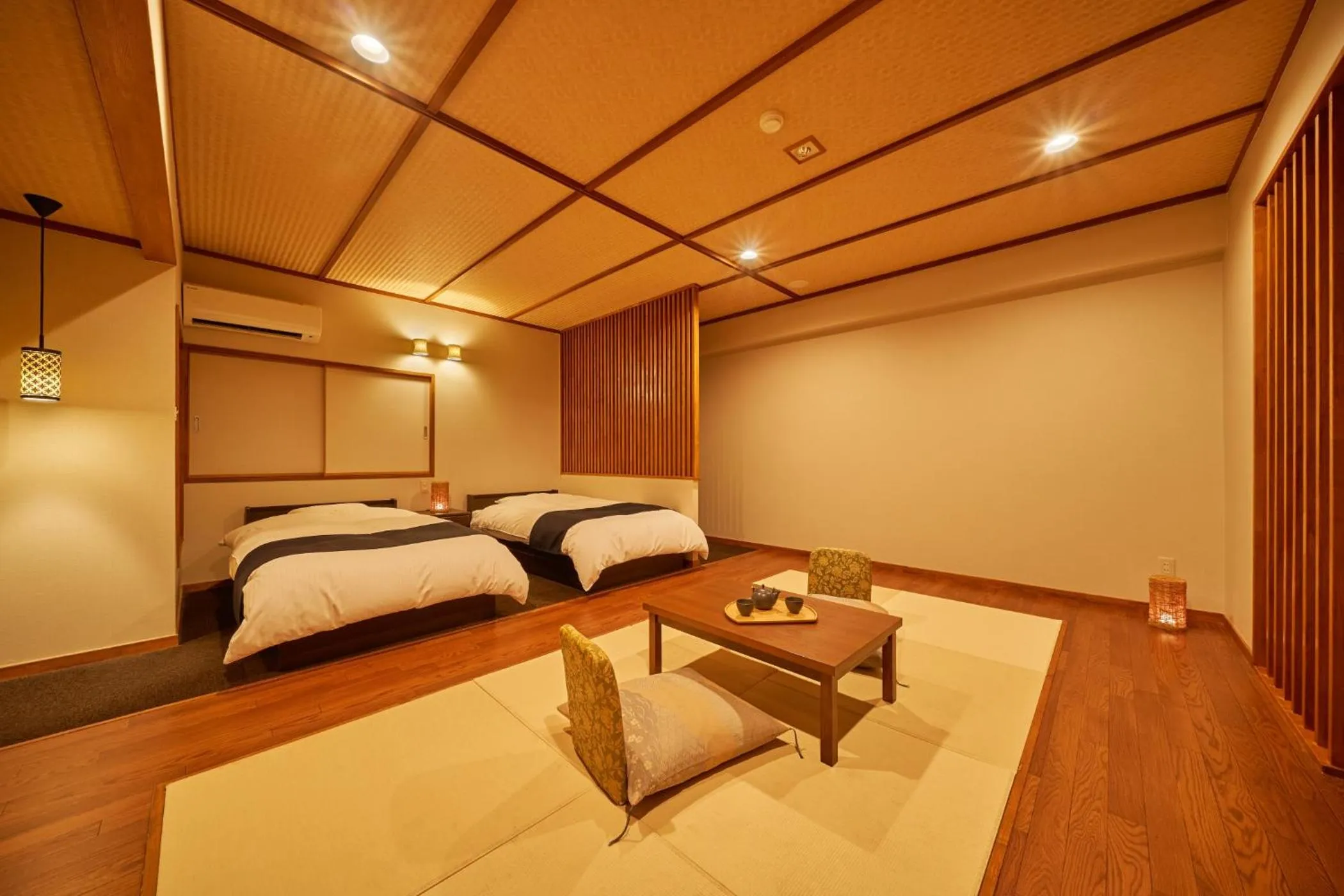 Photo of the whole room, Bed in Ooedo Onsen Monogatari Ureshinokan