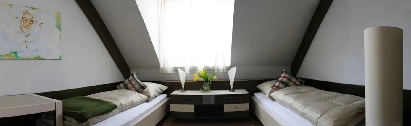 Bedroom, Bed in Hotel Sonne29