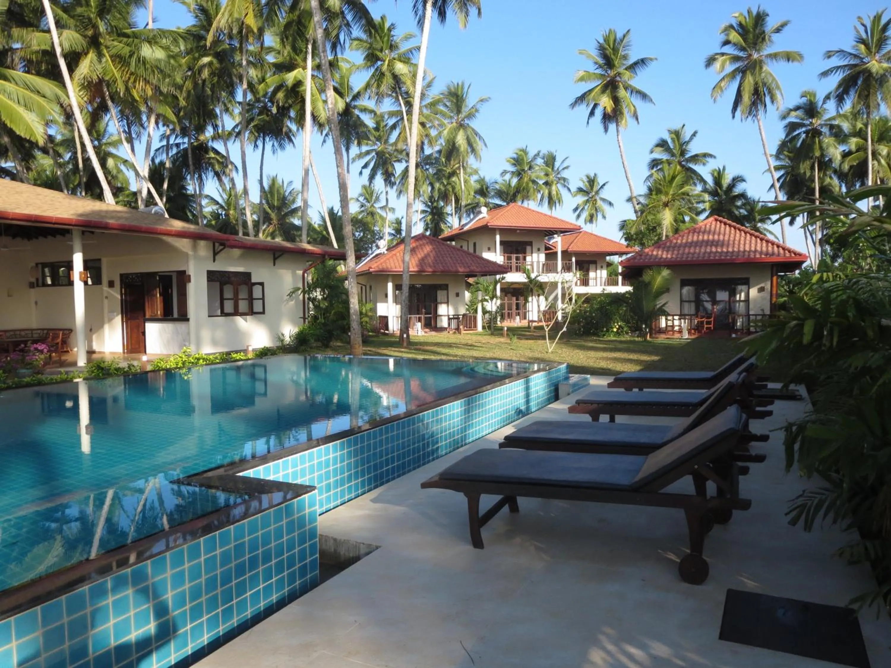 Garden in Lanka Beach Boutique Bungalows & Grand Villa