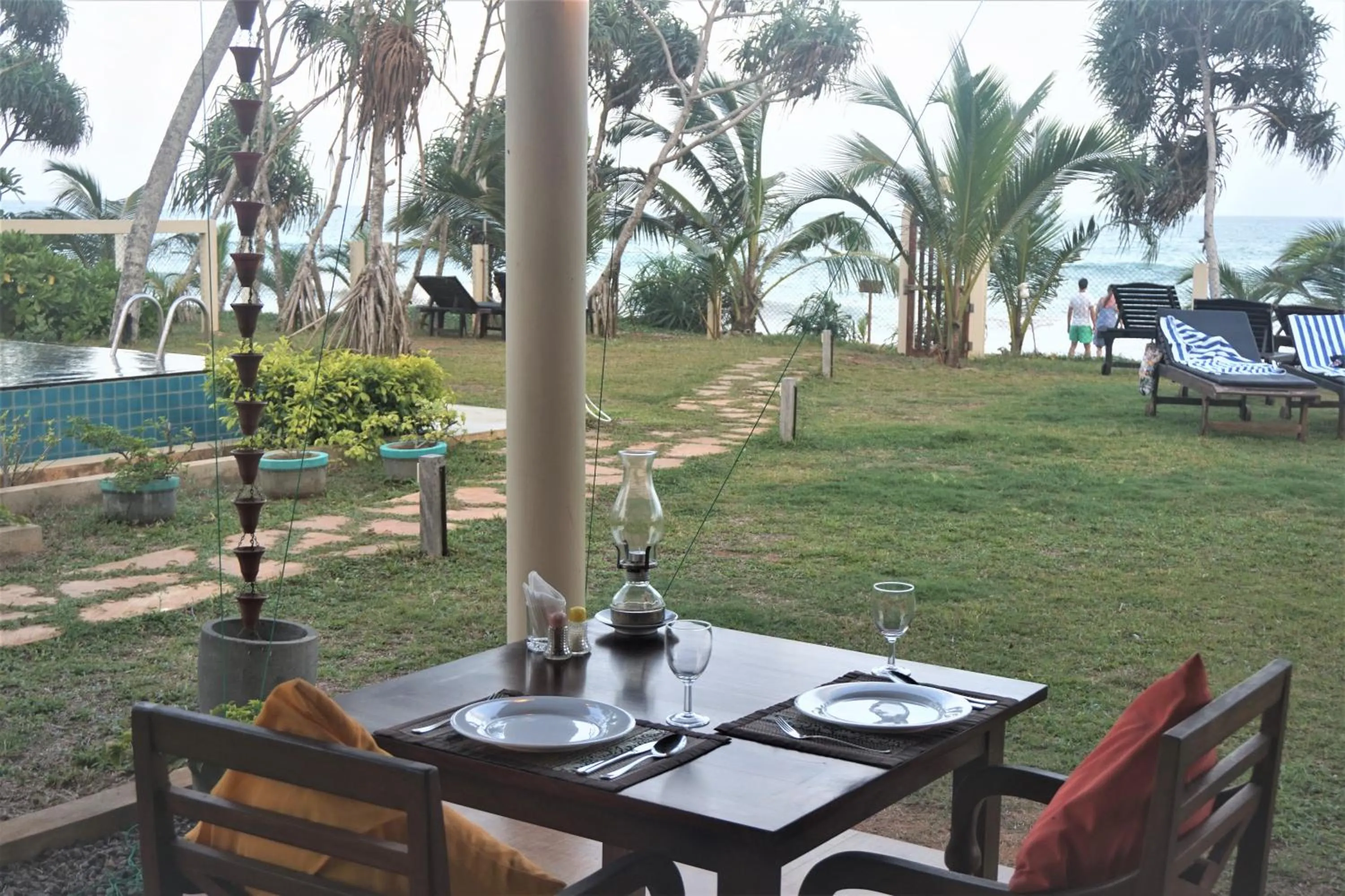 Lanka Beach Boutique Bungalows & Grand Villa