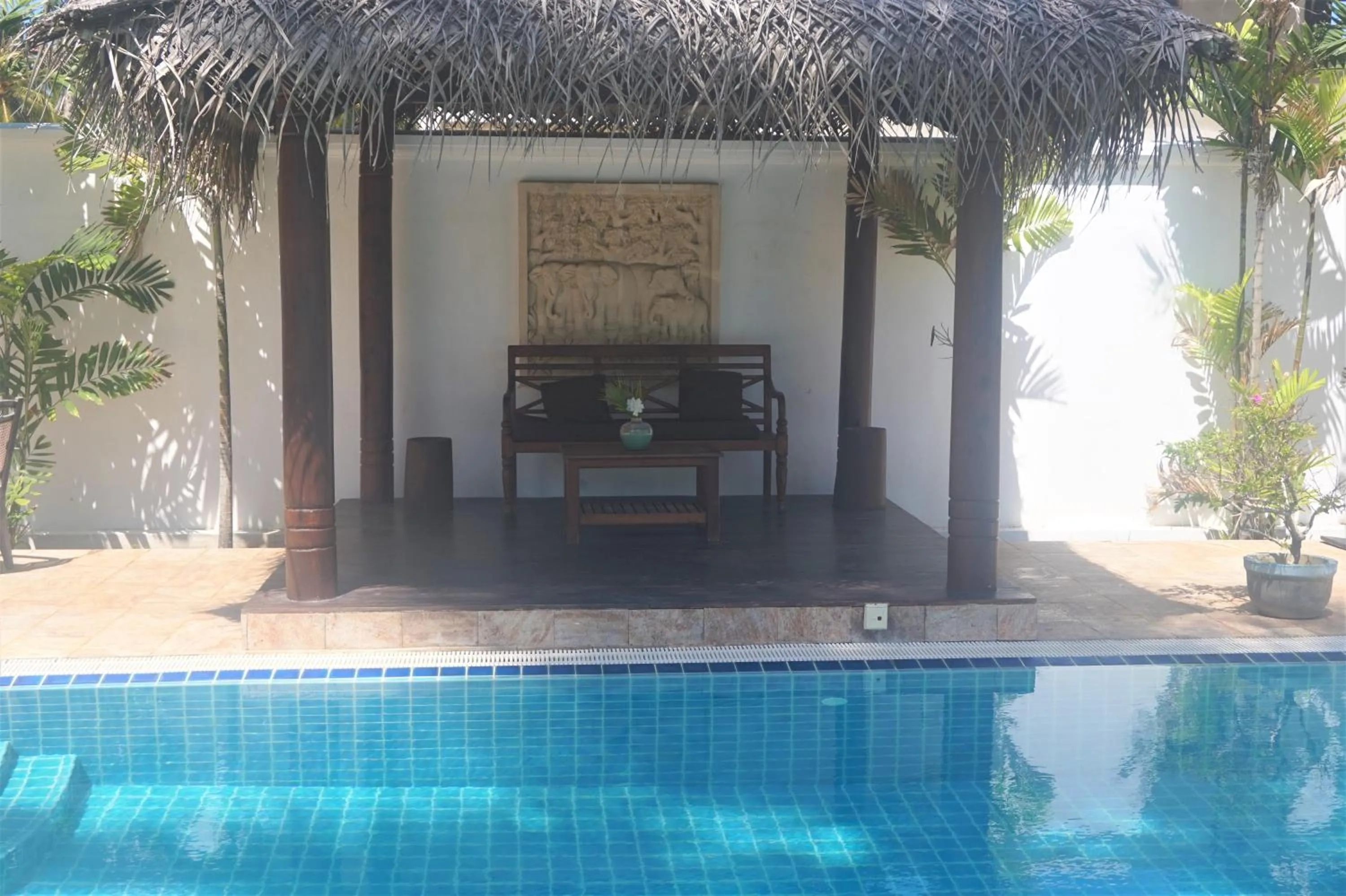 Lanka Beach Boutique Bungalows & Grand Villa