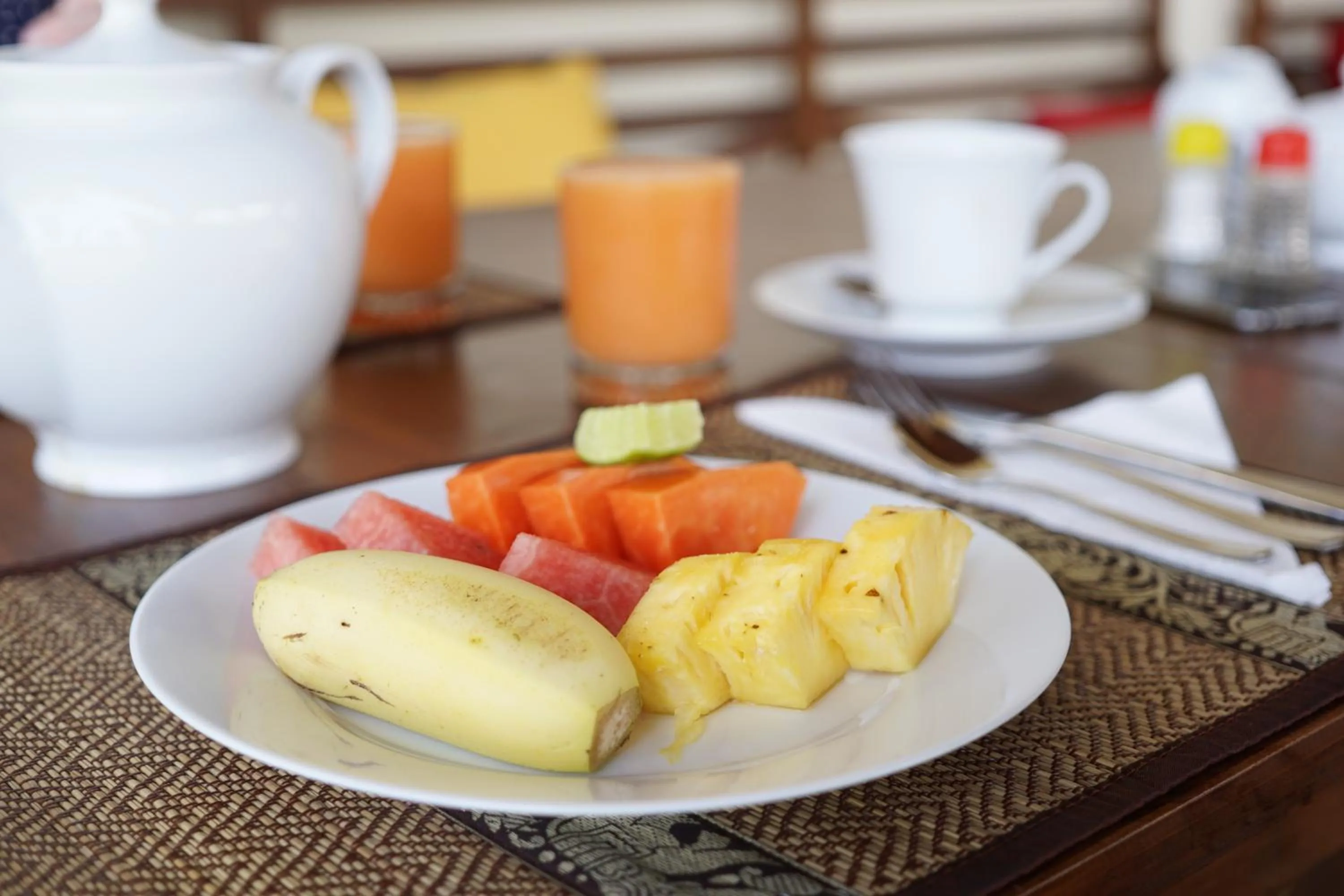 Food and drinks in Lanka Beach Boutique Bungalows & Grand Villa