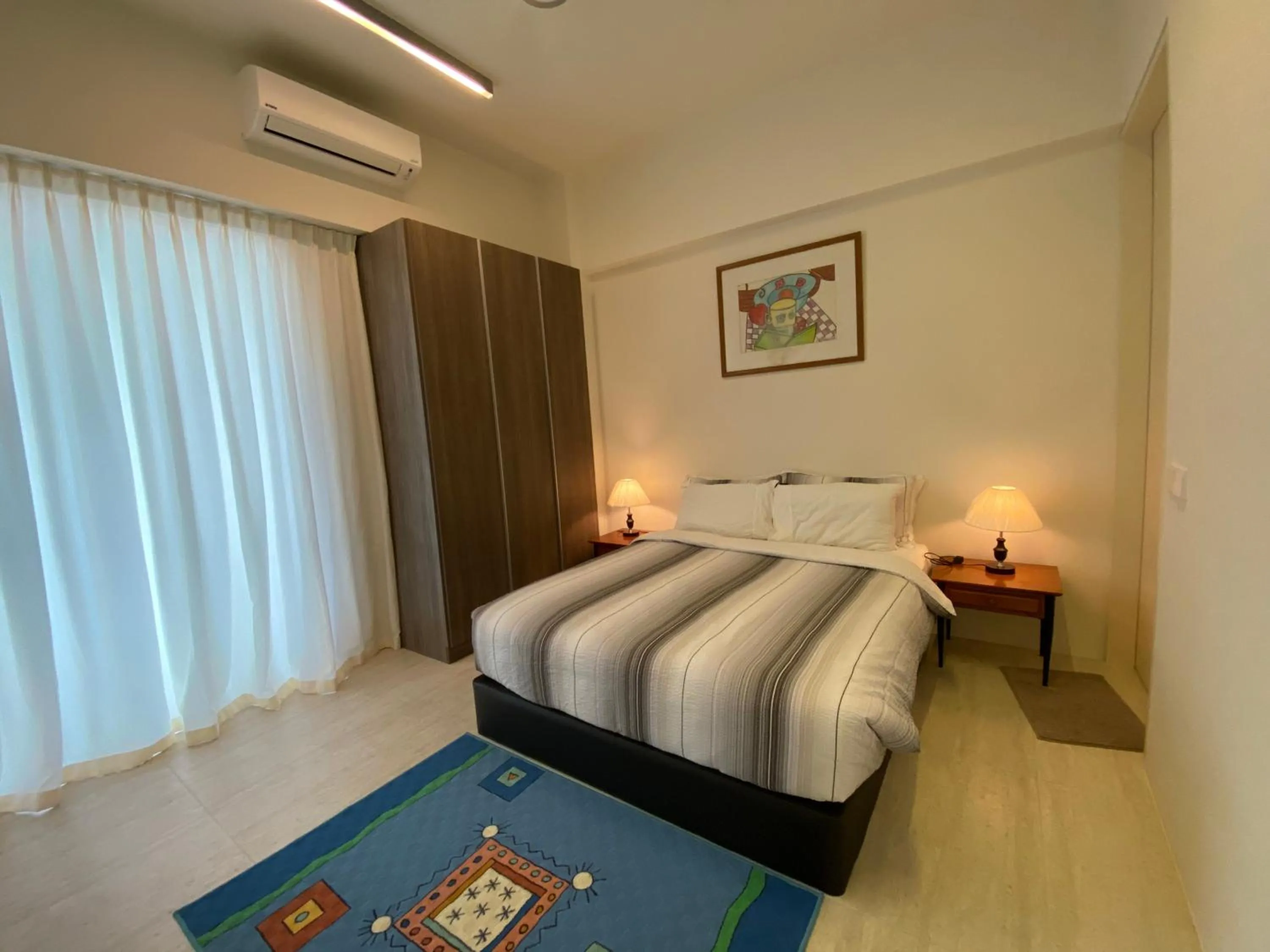 Bed in By The Sea @ Cozy Beachfront Home