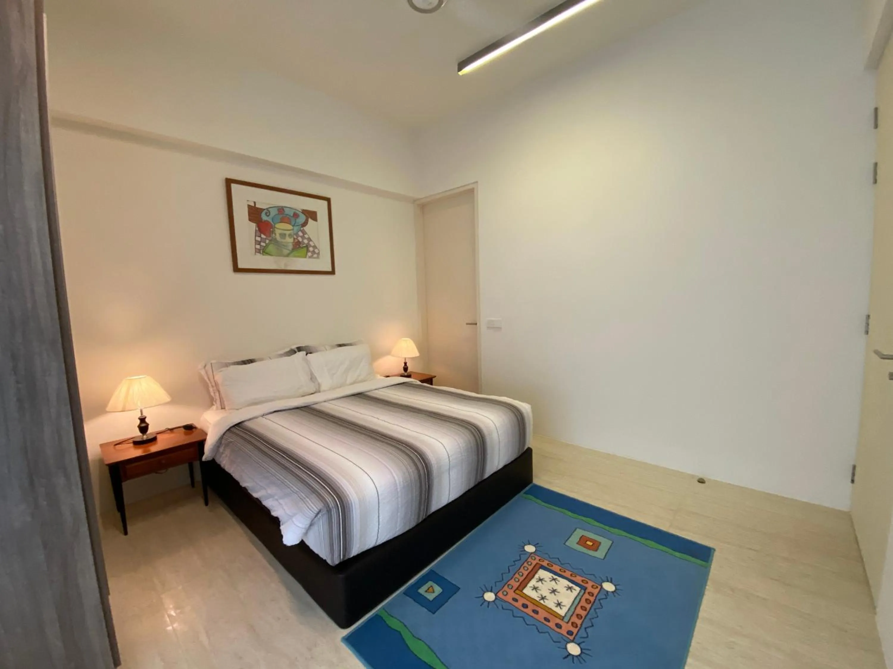 Bed in By The Sea @ Cozy Beachfront Home