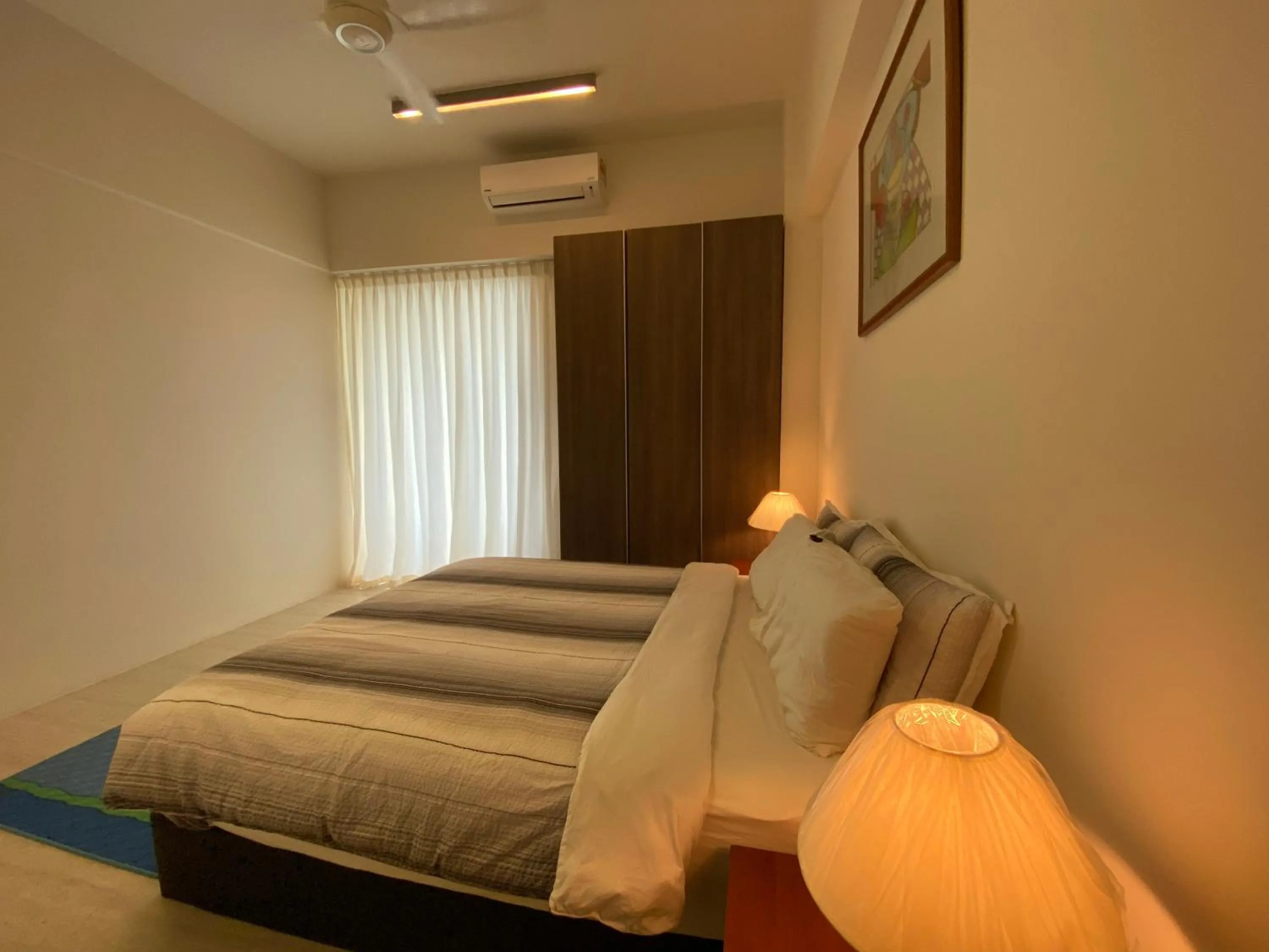 Bed in By The Sea @ Cozy Beachfront Home