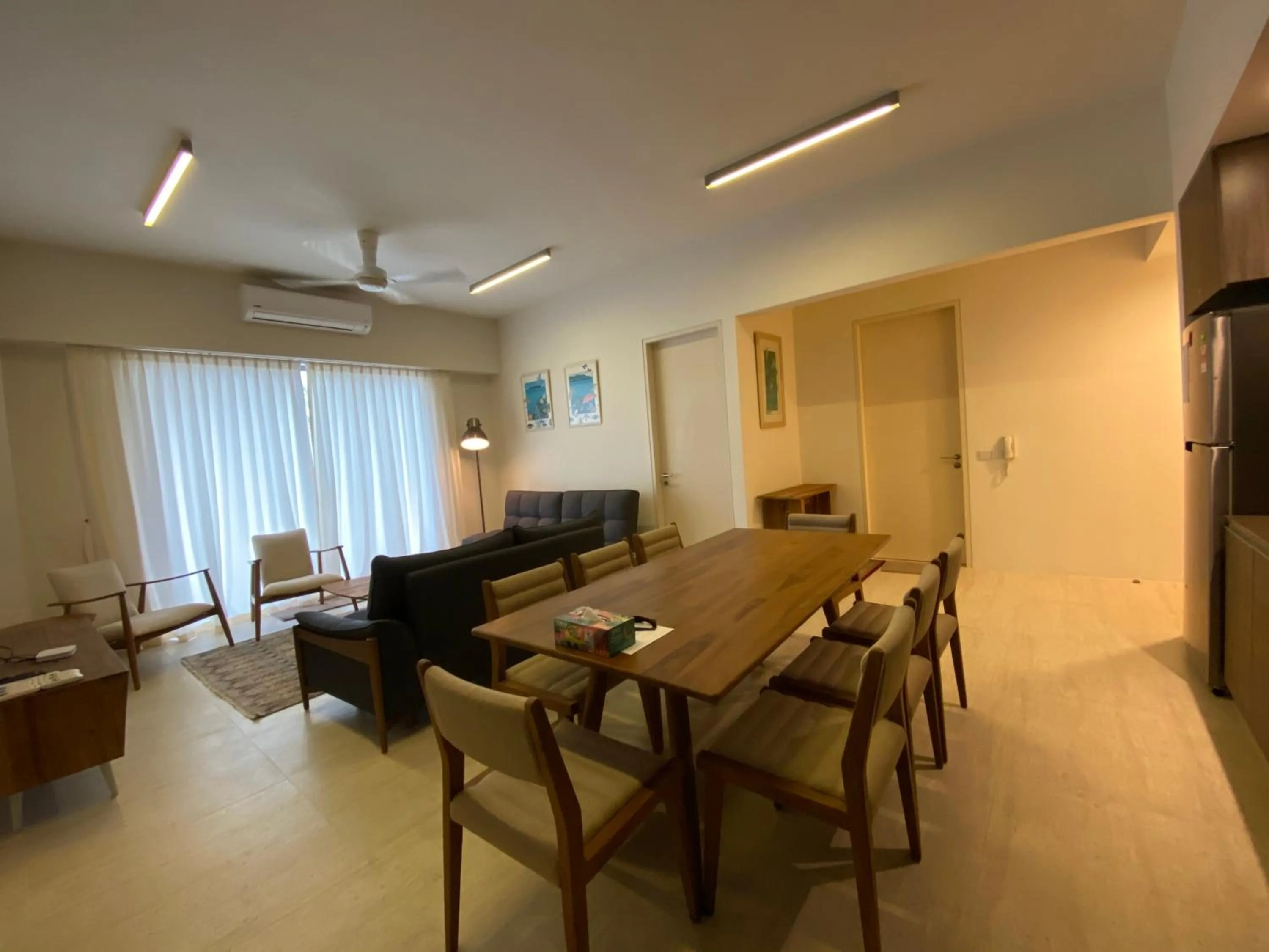 By The Sea @ Cozy Beachfront Home