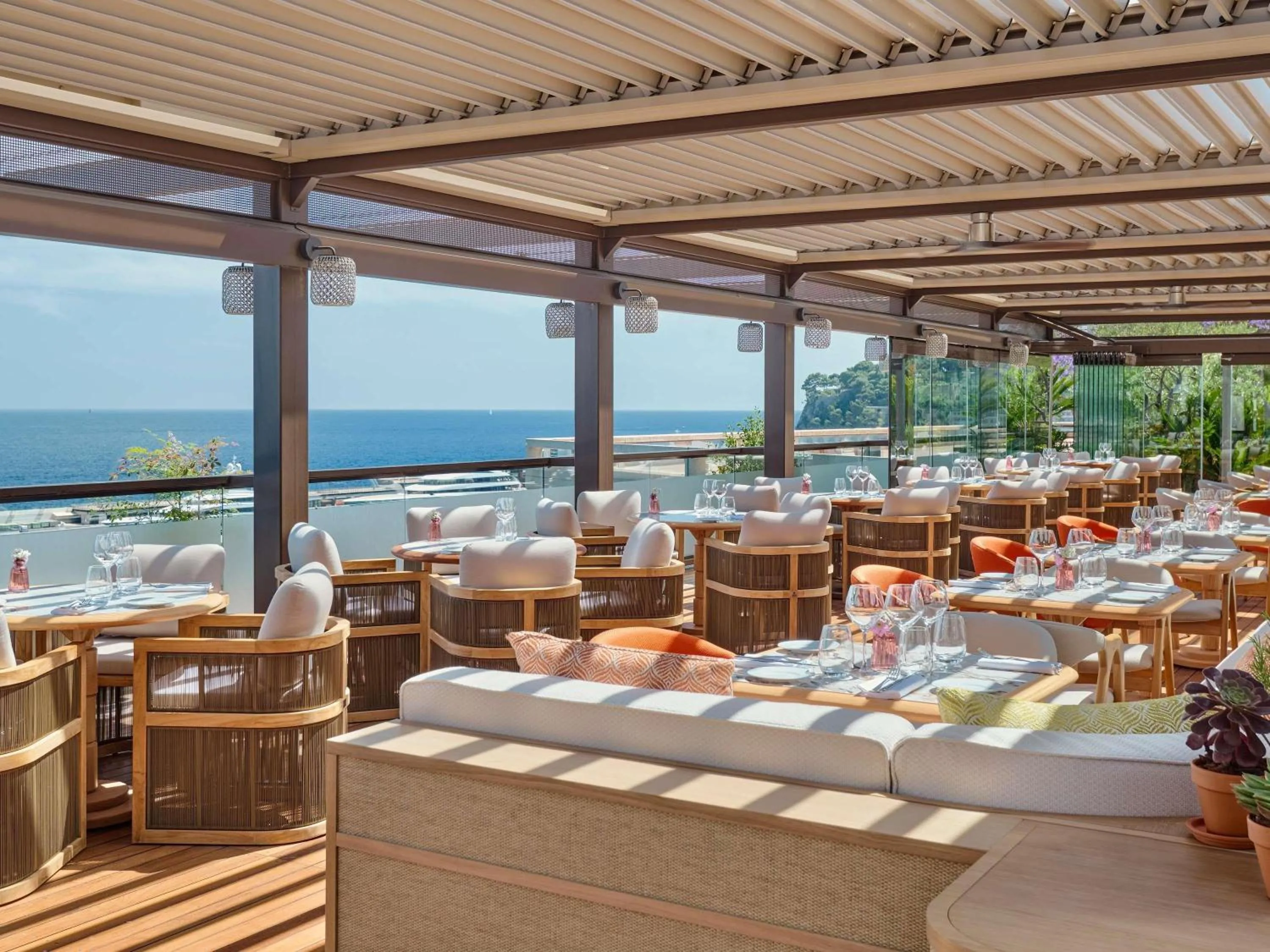 Restaurant/places to eat in Fairmont Monte Carlo